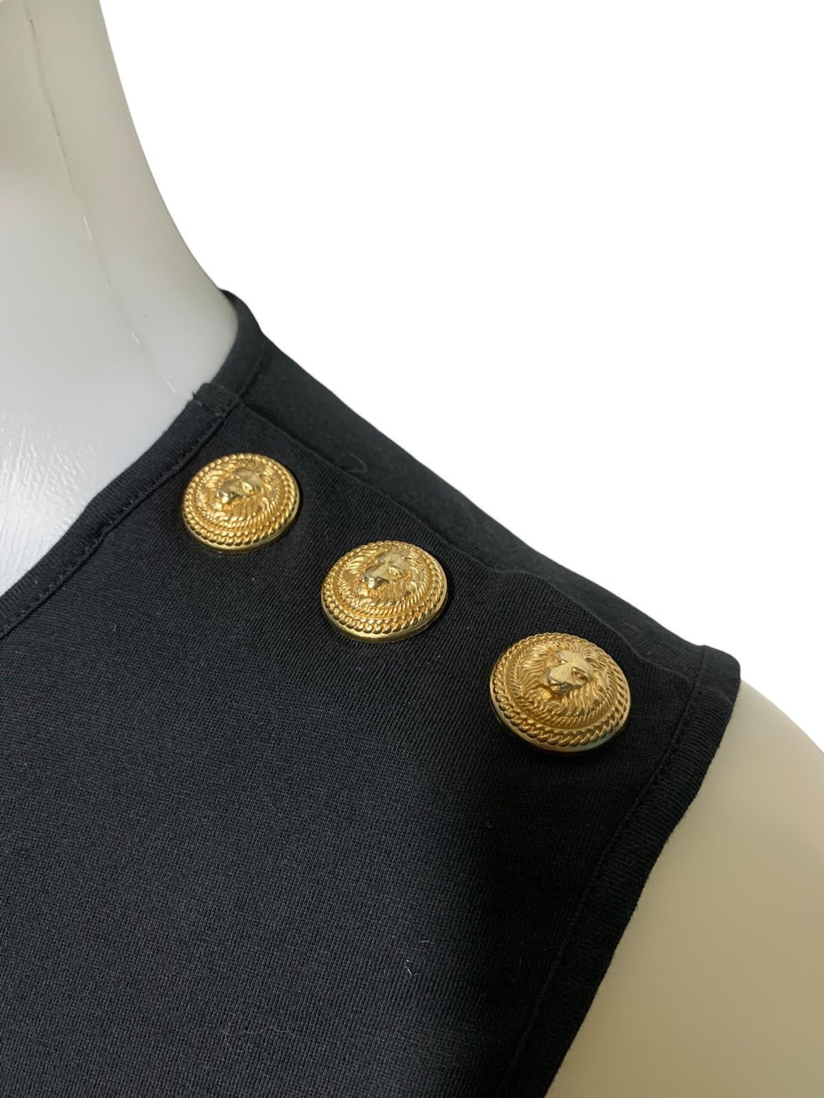 Balmain Balmain paris gold logo snap button tanktop Size US S / EU 44-46 / 1 - 5 Thumbnail