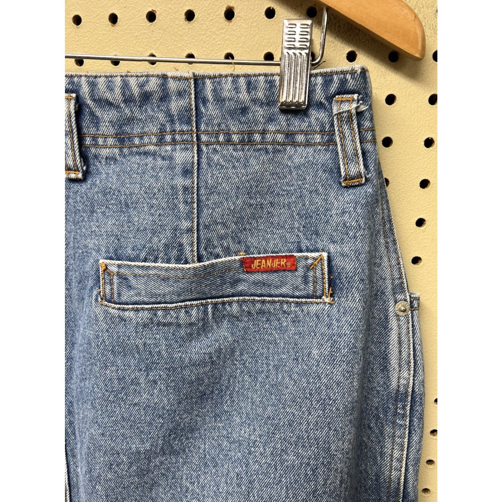 Jordache VINTAGE Jordache Denim Jean Long Skirt 15/16 Women Blue Cotton High Rise Pockets Zipper Slit 80s 90s Functional Condition: See Photos Size 36" / US 14 / IT 50 - 3 Thumbnail