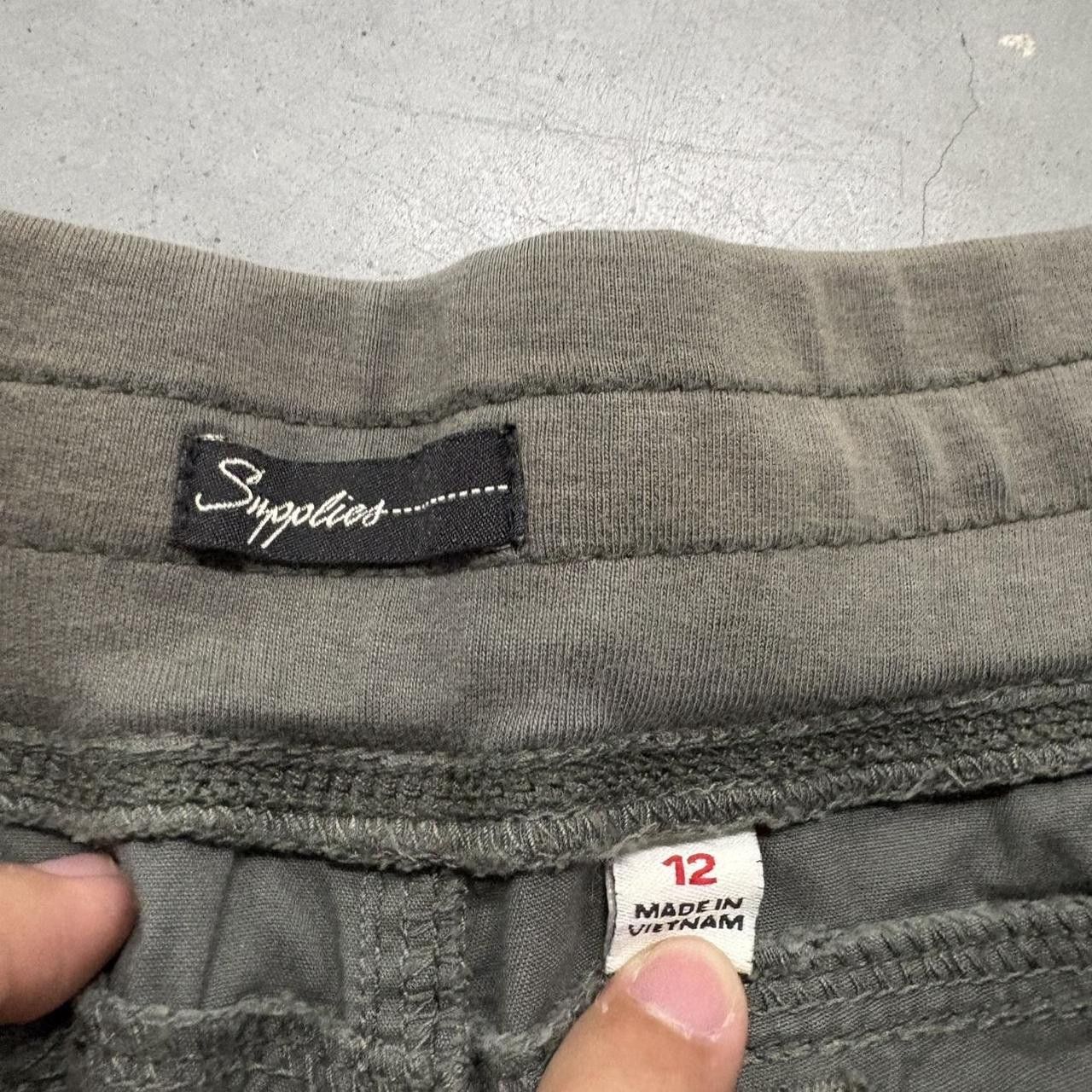 Vintage Crazy Vintage Y2K/2000s Super Baggy Grey Cargo Pants With Adjustable Waist! Size US 34 / EU 50 - 7 Thumbnail