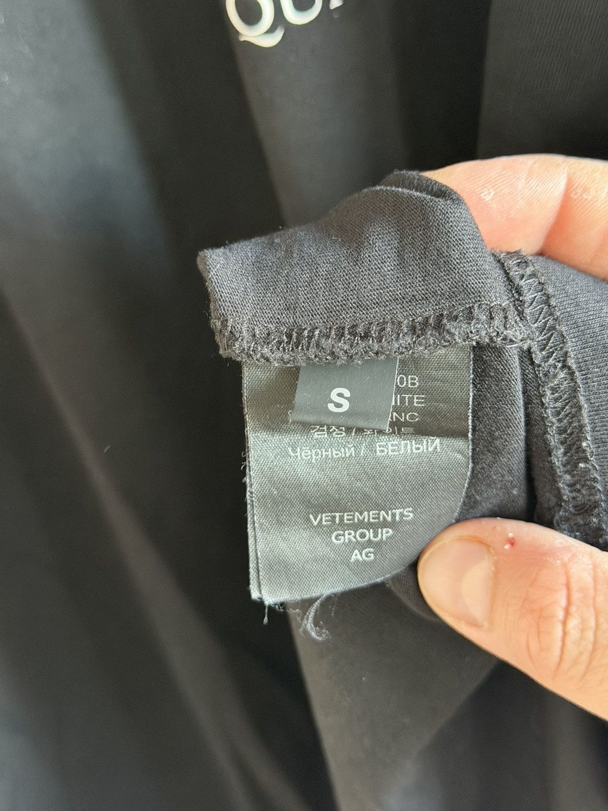 Vetements VETEMENTS Pret-A-Porter Hardcore Couture T-shirt gvasalia Size US S / EU 44-46 / 1 - 7 Thumbnail