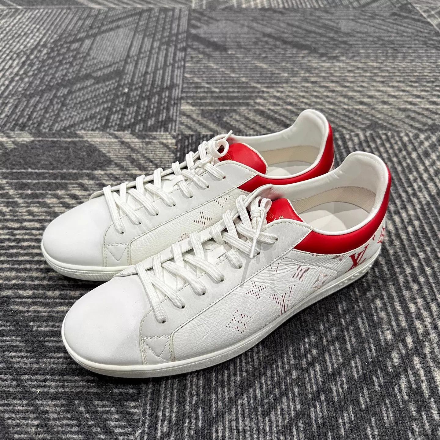 Louis Vuitton LV Monogram White Sneaker Red Tail US9.5/EU43.5 99 New Size US 10.5 / EU 43-44 - 1 Thumbnail