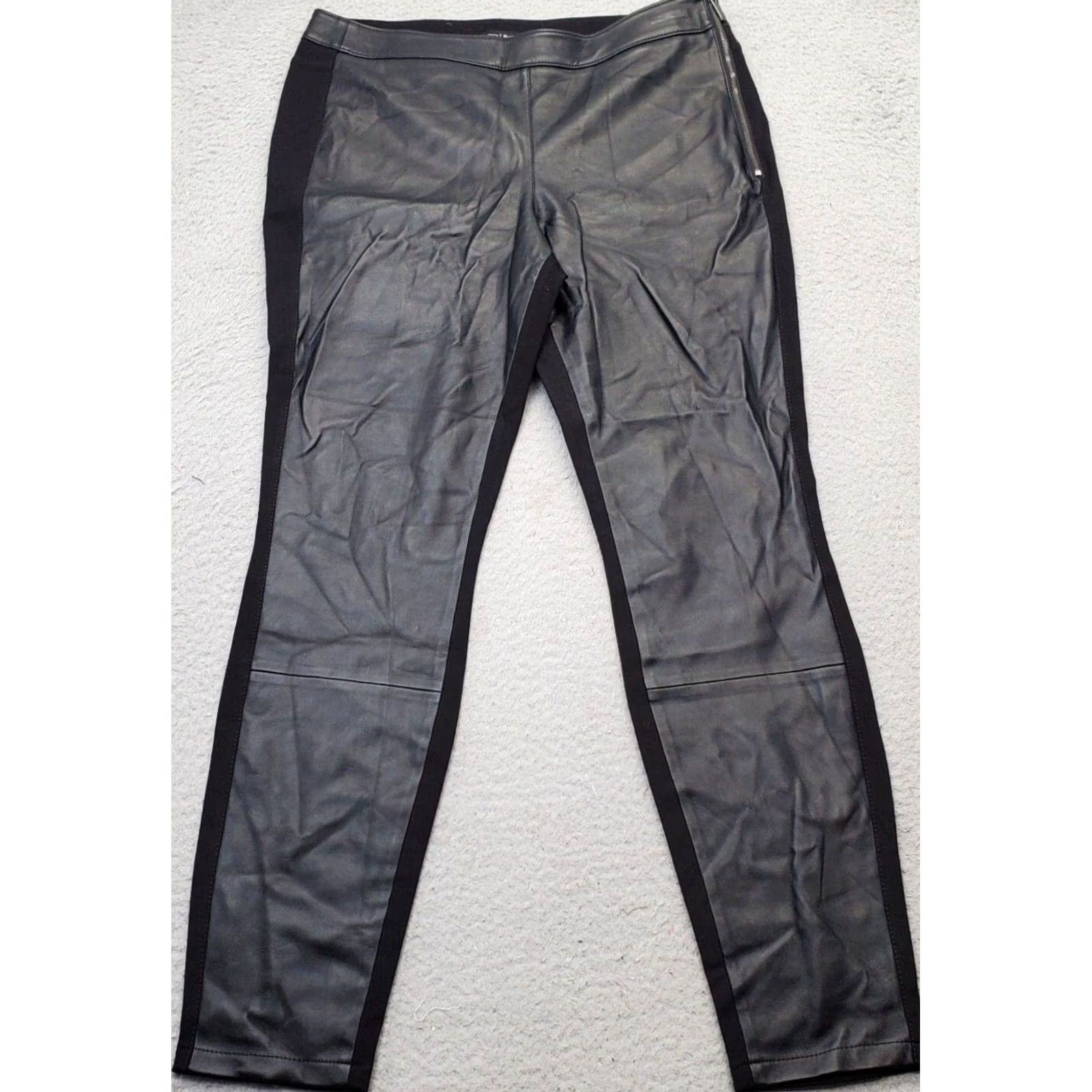 White House Black Market White House Black Market Pants Women 10 Black Side Zip Skinny Leg Size 10 Size 32" / US 10 / IT 46 - 2 Thumbnail