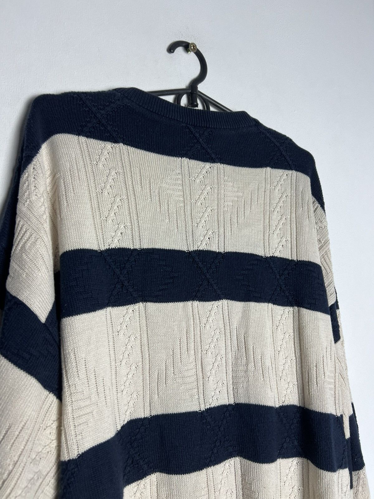 Lacoste 90's Rare Vintage Lacoste Sweater Size US L / EU 52-54 / 3 - 9 Thumbnail