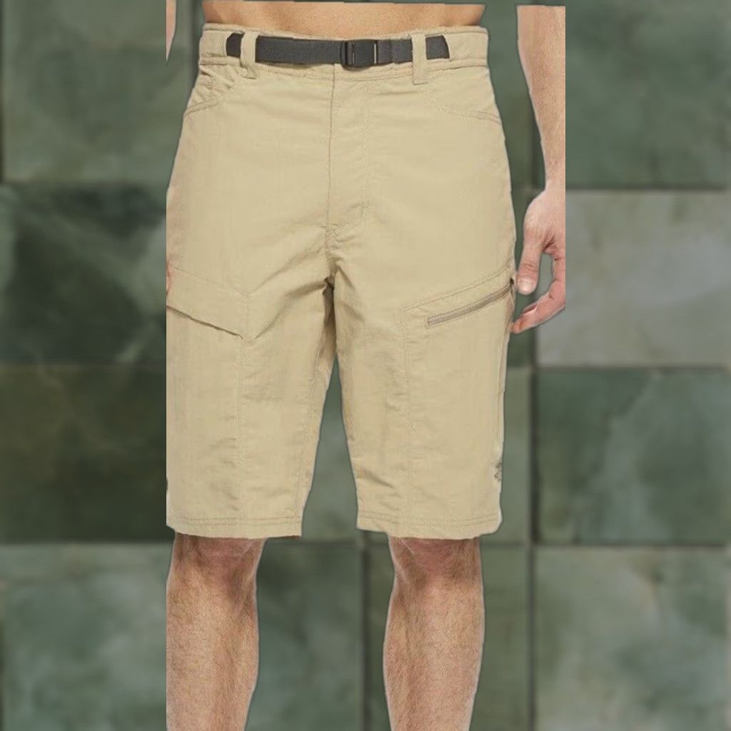 The North Face VINTAGE The North Face Men's Cargo Shorts 29 Inch Waist Tan Microfiber 9 Inch Inseam Outdoor Travel Size US 29 - 1 Thumbnail