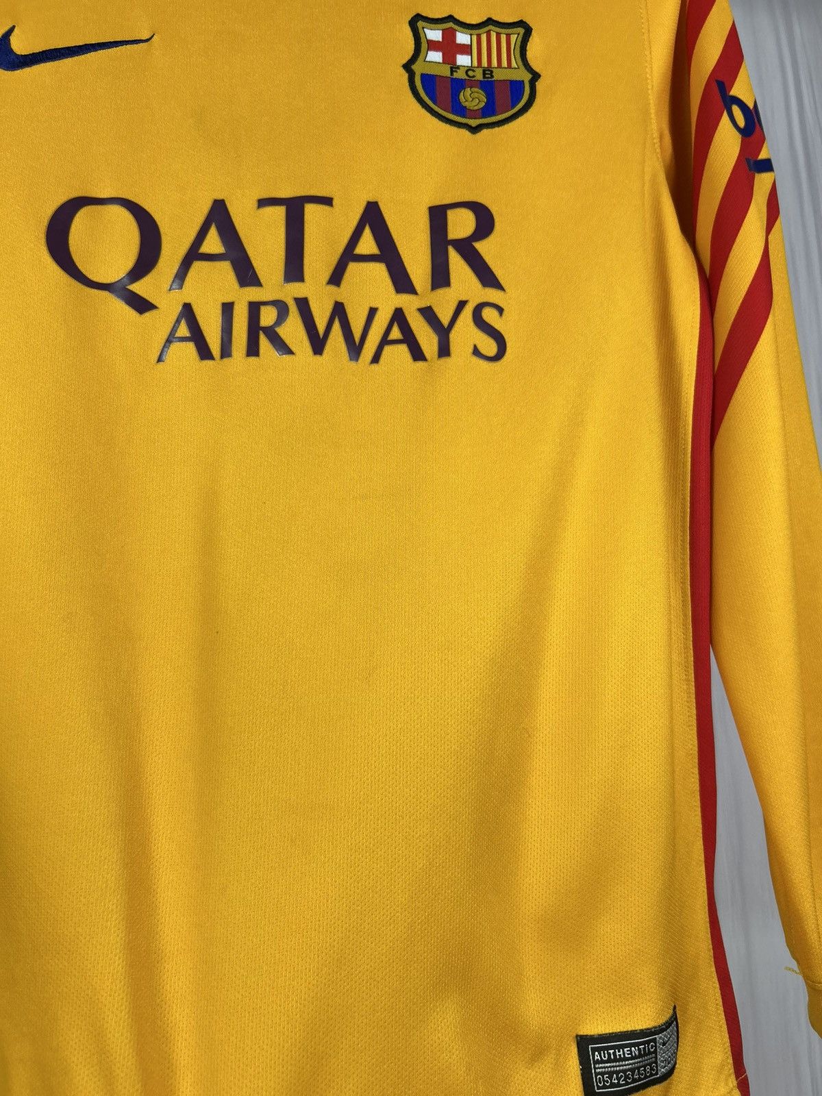 Nike FC Barcelona 2015 Soccer Jersey Longsleeve Size Boys M Size US M / EU 48-50 / 2 - 10 Thumbnail