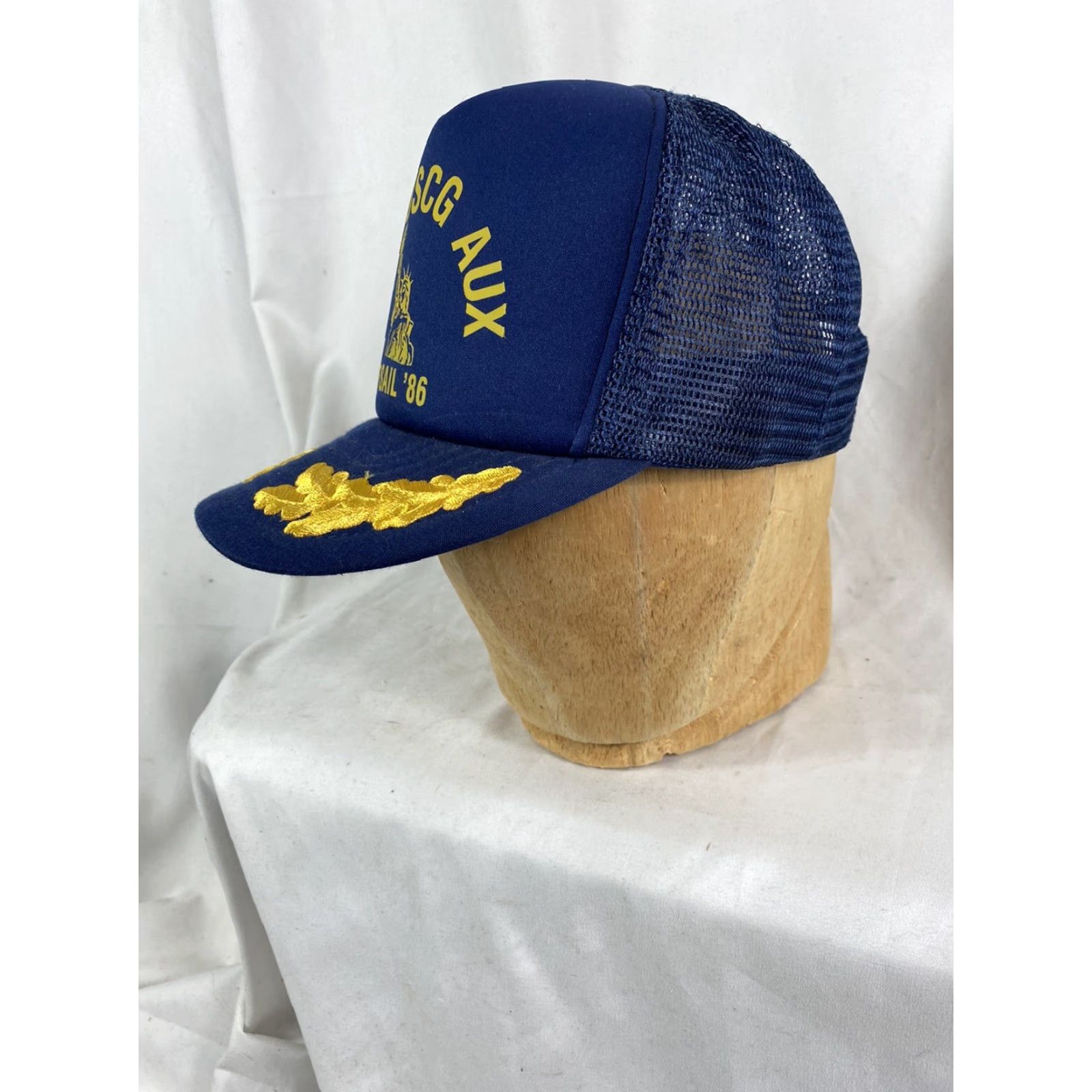 Vintage VINTAGE Coast Guard Opsail Trucker Cap Hat USCG 1986 HaT Cap Hat Mens Size ONE SIZE - 2 Thumbnail