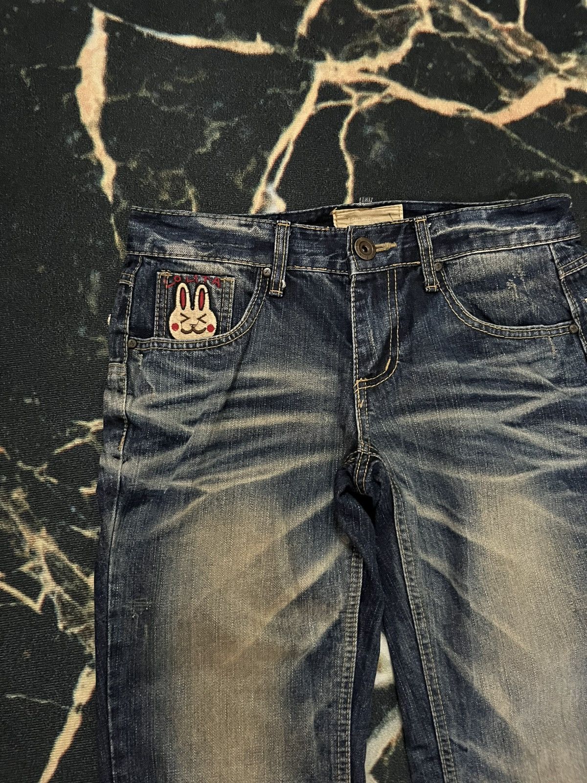 Japanese Brand × Jean × Vintage YOSHITOMO NARA LOLITA JEANS 32 X 35.5 Size 32" / US 10 / IT 46 - 4 Thumbnail