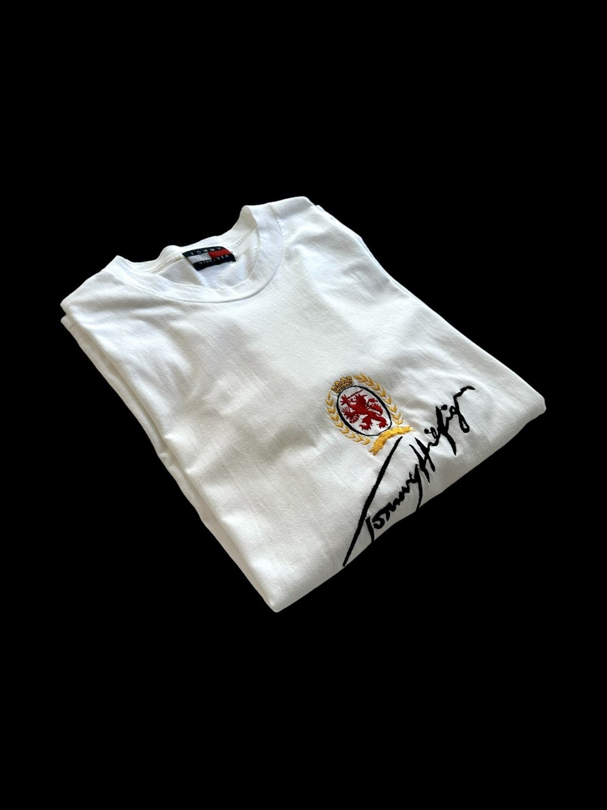 Tommy Hilfiger Tommy Hilfiger 90’s Tshirt Embroidered logo Size US XL / EU 56 / 4 - 3 Thumbnail