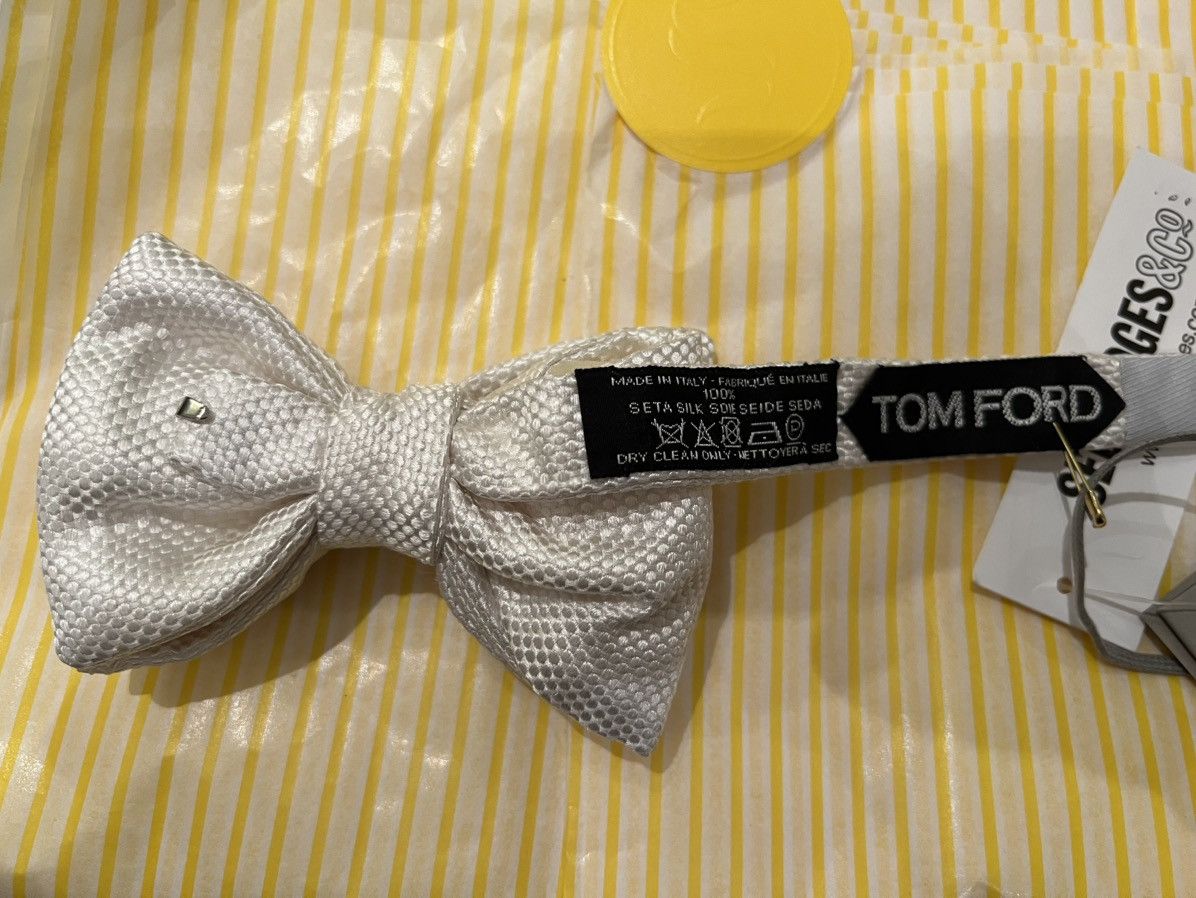Tom Ford Tom Ford Polka Dot Bow Tie Men's Silk Made In Italy White Size ONE SIZE - 5 Thumbnail