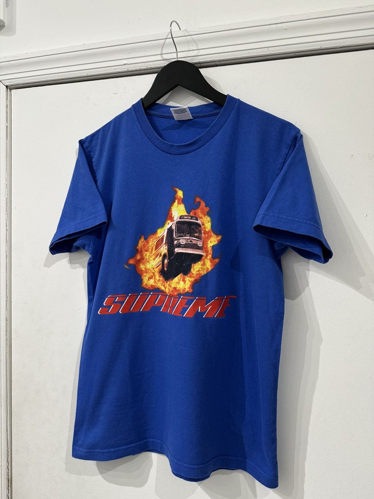 Supreme Supreme Flaming Bus Graphic T-Shirt Blue Size M Made in USA Size US M / EU 48-50 / 2 - 5 Thumbnail