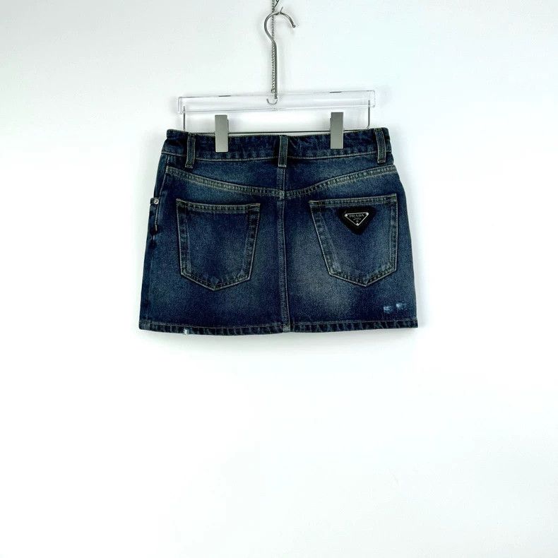Prada Prada Washed blue metal triangle denim skirt 2502-Nextarrow Size 26" / US 2 / IT 38 - 4 Thumbnail