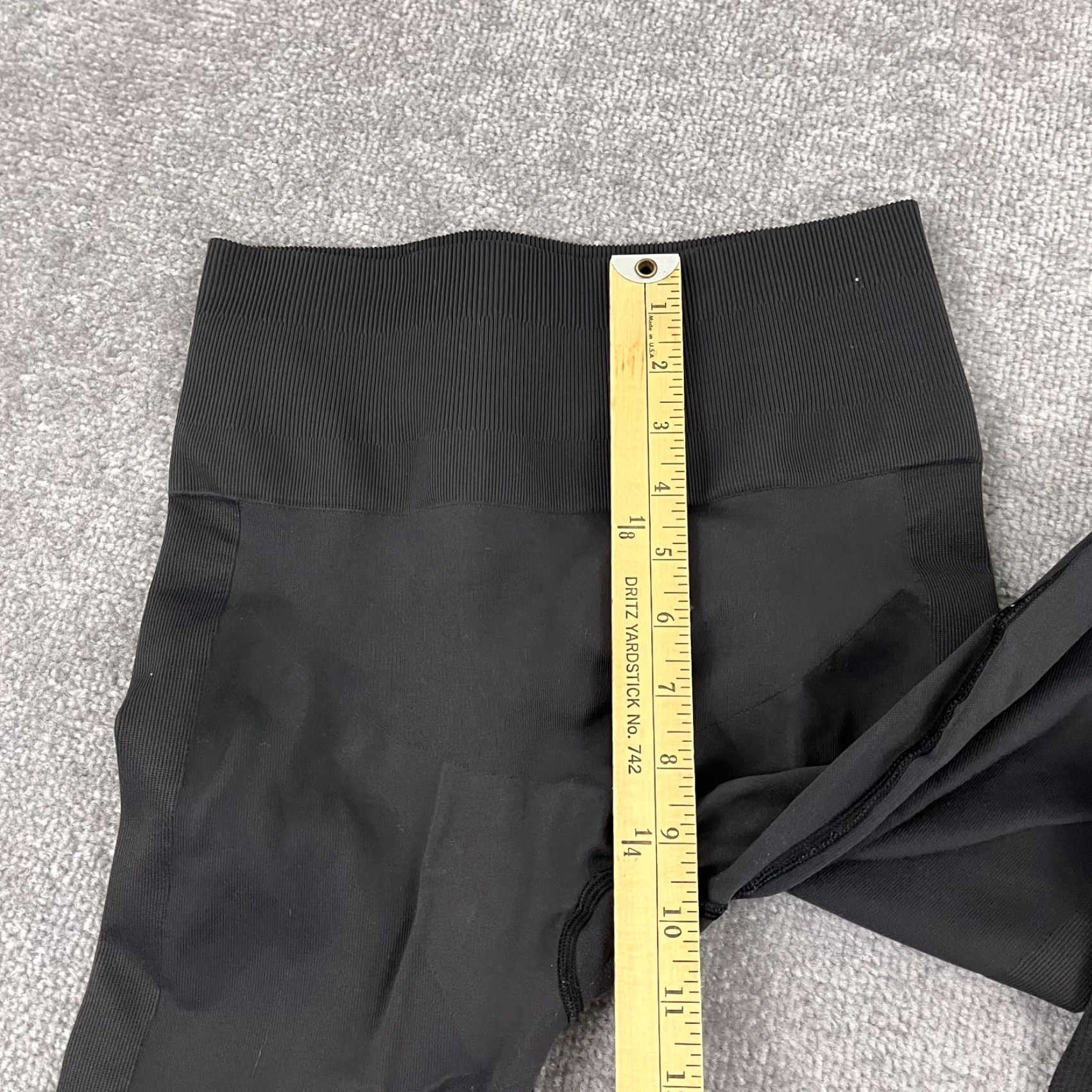 Lululemon Lululemon Leggings Womens Size 2/4 x 27" Dark Gray Curved Hem Yoga Running Gym Size 27" / US 4 / IT 40 - 7 Thumbnail