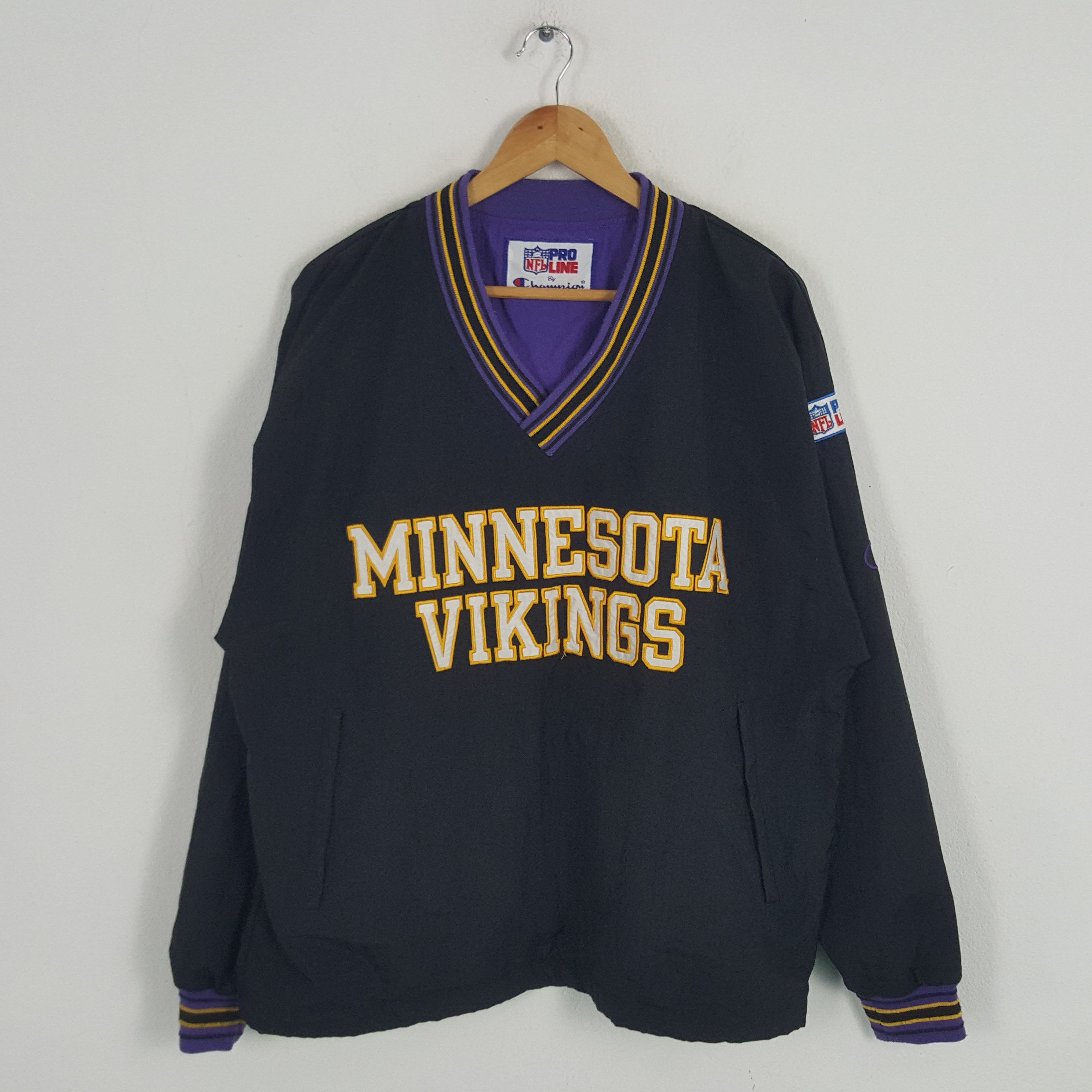 Champion × NFL × Vintage Vintage Minnesota Vikings American Football Team Sweatshirt Size US XL / EU 56 / 4 - 1 Thumbnail