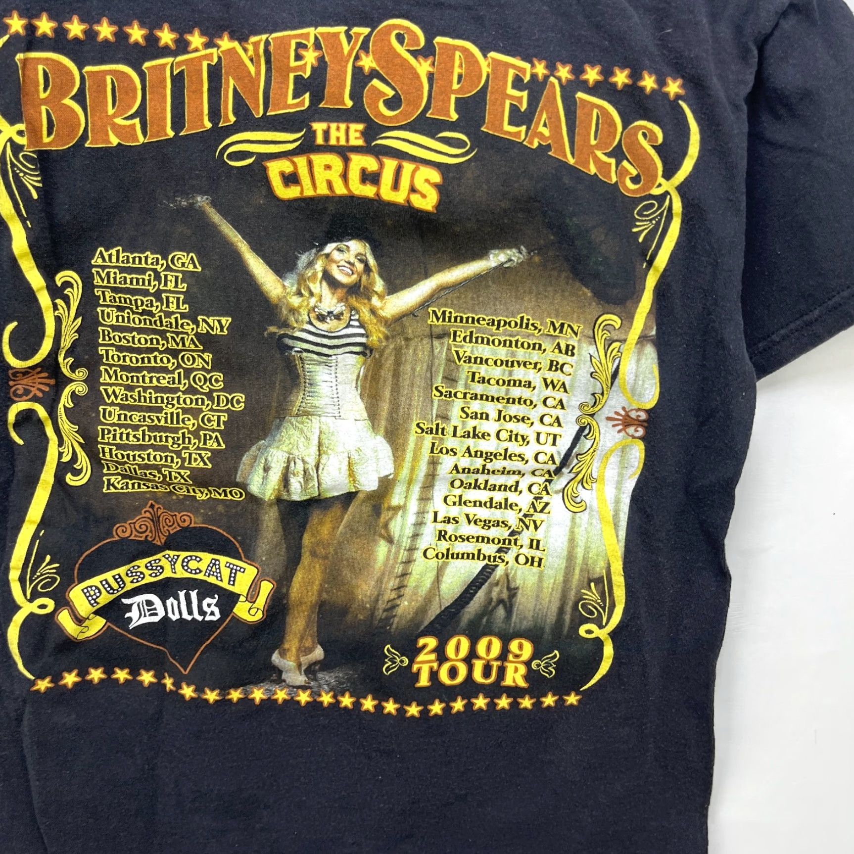 Vintage VINTAGE Britney Spears Y2K The Circus 2009 Tour Pussycat Dolls T-Shirt Small Size US S / EU 44-46 / 1 - 6 Thumbnail