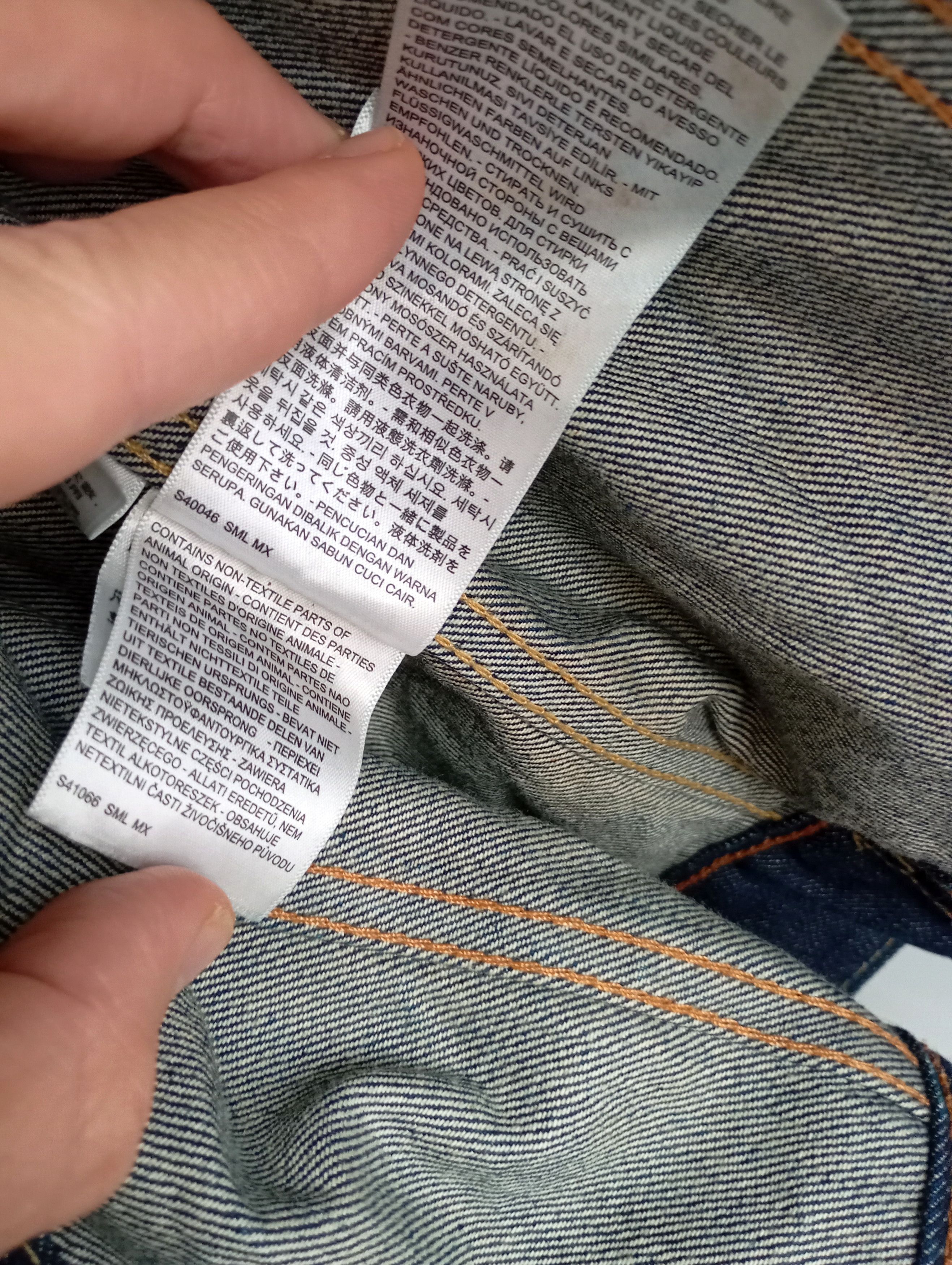 Levi's Levi's Denim Indigo Trucker Jacket Biker Vintage Classic Y2K Size US XL / EU 56 / 4 - 10 Thumbnail