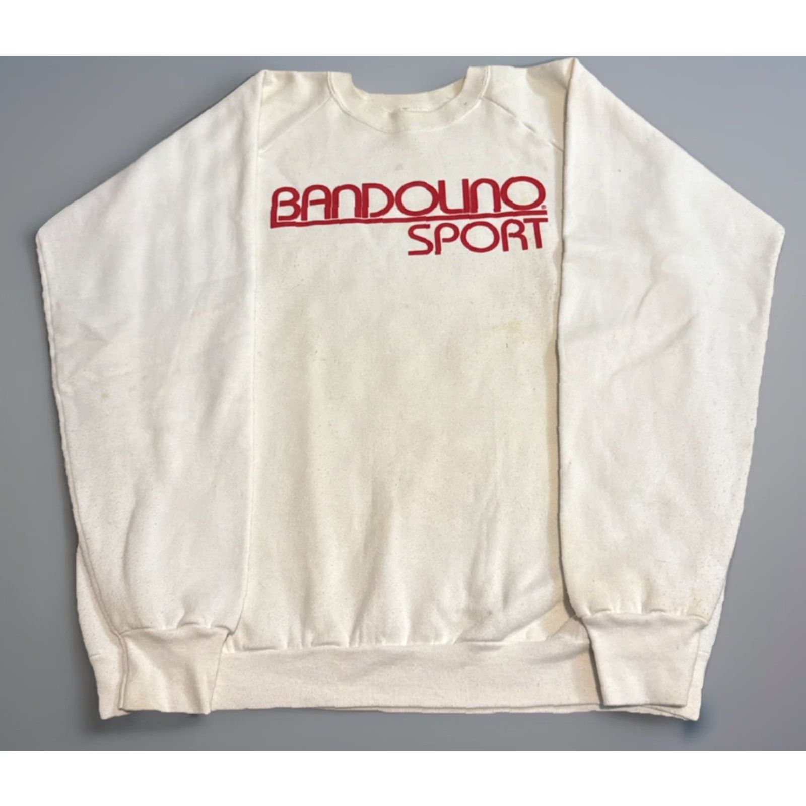 Fruit Of The Loom VINTAGE Bandolino Sport Sweatshirt White Red XL Men Pullover Crewneck Sports 1980s Size US XL / EU 56 / 4 - 2 Thumbnail