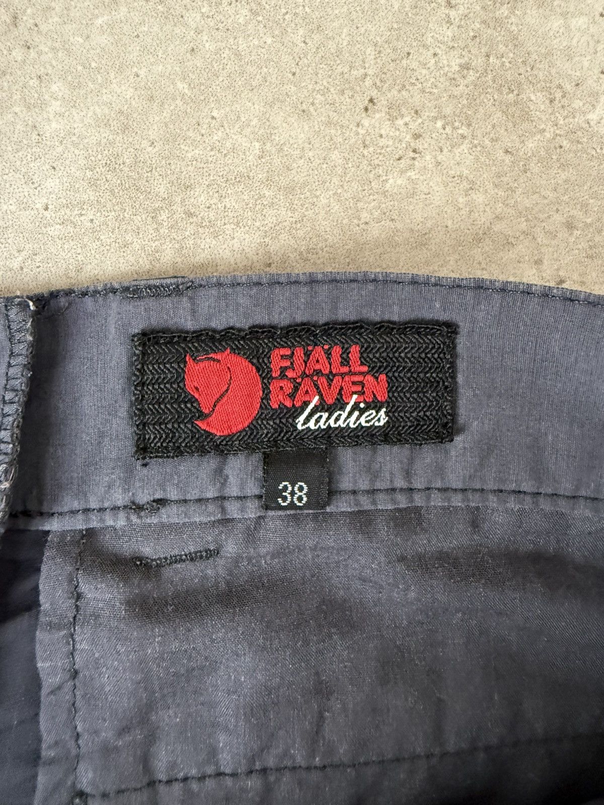 Fjallraven Vintage Fjallraven Cargo Pants Size 26" / US 2 / IT 38 - 5 Thumbnail