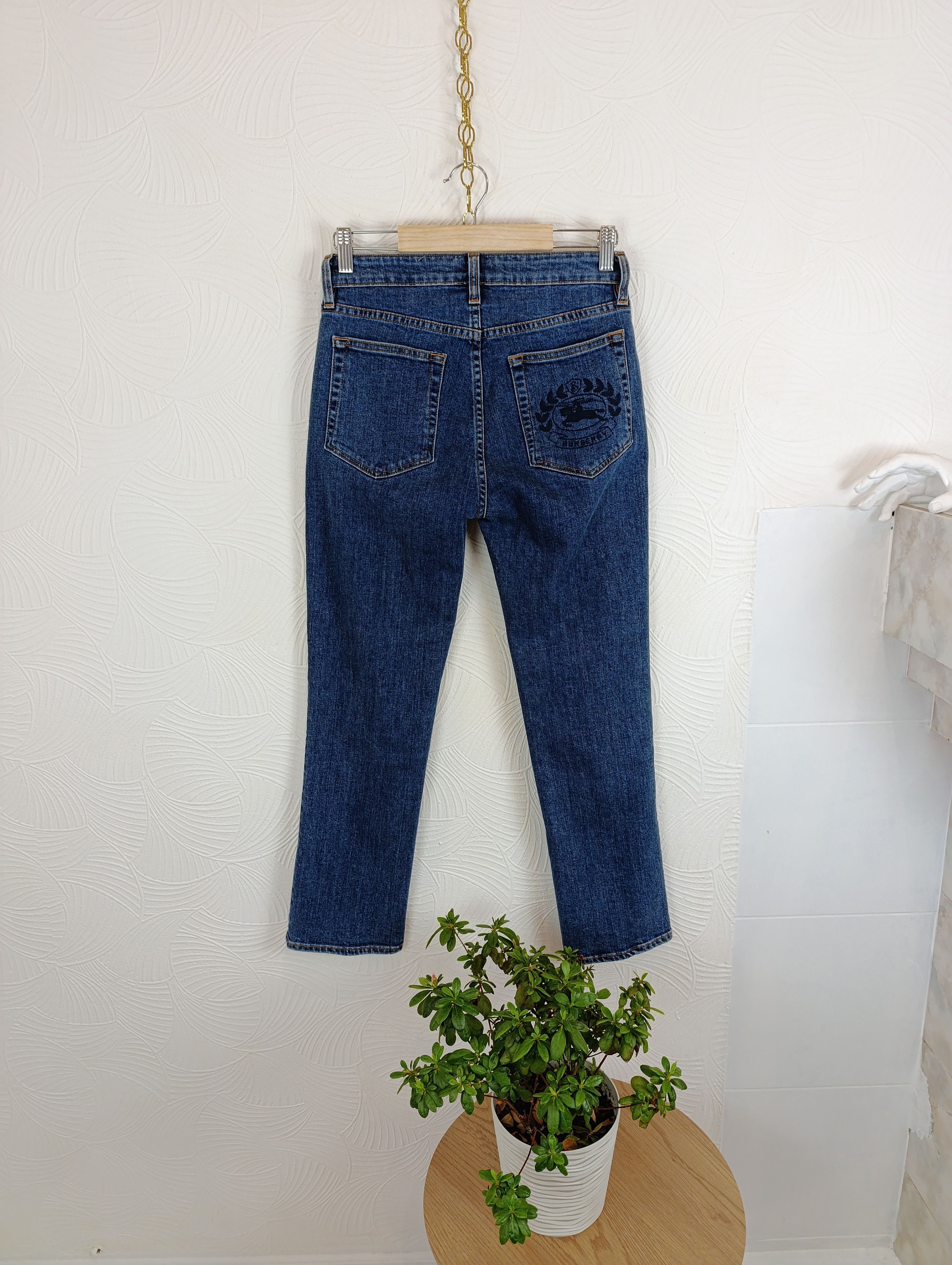 Burberry BURBERRY LONDON ENGLAND SLIM CROP WOMENS JEAN'S Size 25" / US 0 / IT 36 - 1 Thumbnail