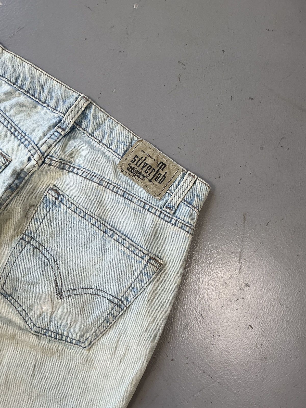 Levi's × Vintage Vintage Levi’s silver tab baggy fit denim Size US 34 / EU 50 - 10 Thumbnail
