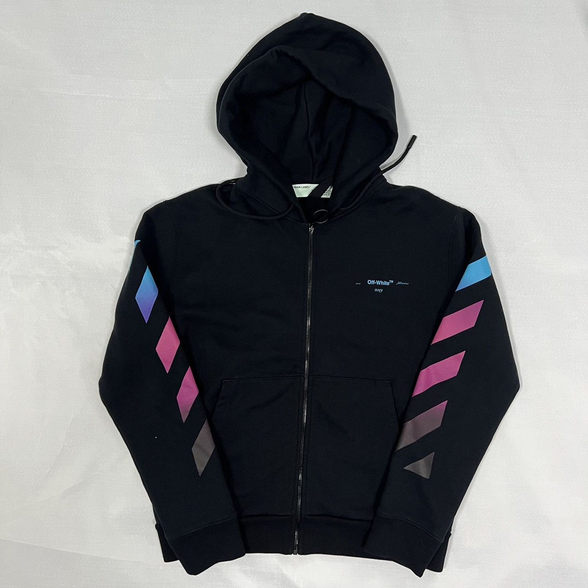 Off White OFF WHITE AW18 DIAG GRADIENT ZIP UP HOODIE Grailed