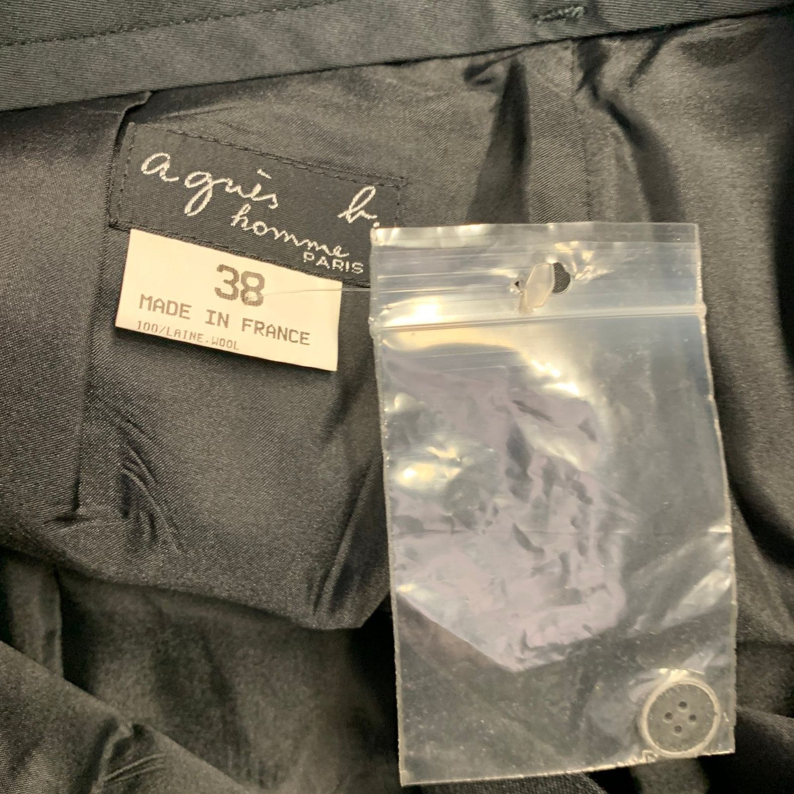 agnes b. Size 28 Grey Charcoal Wool Pleated Tapered Dress Pants Size US 28 / EU 44 - 3 Thumbnail