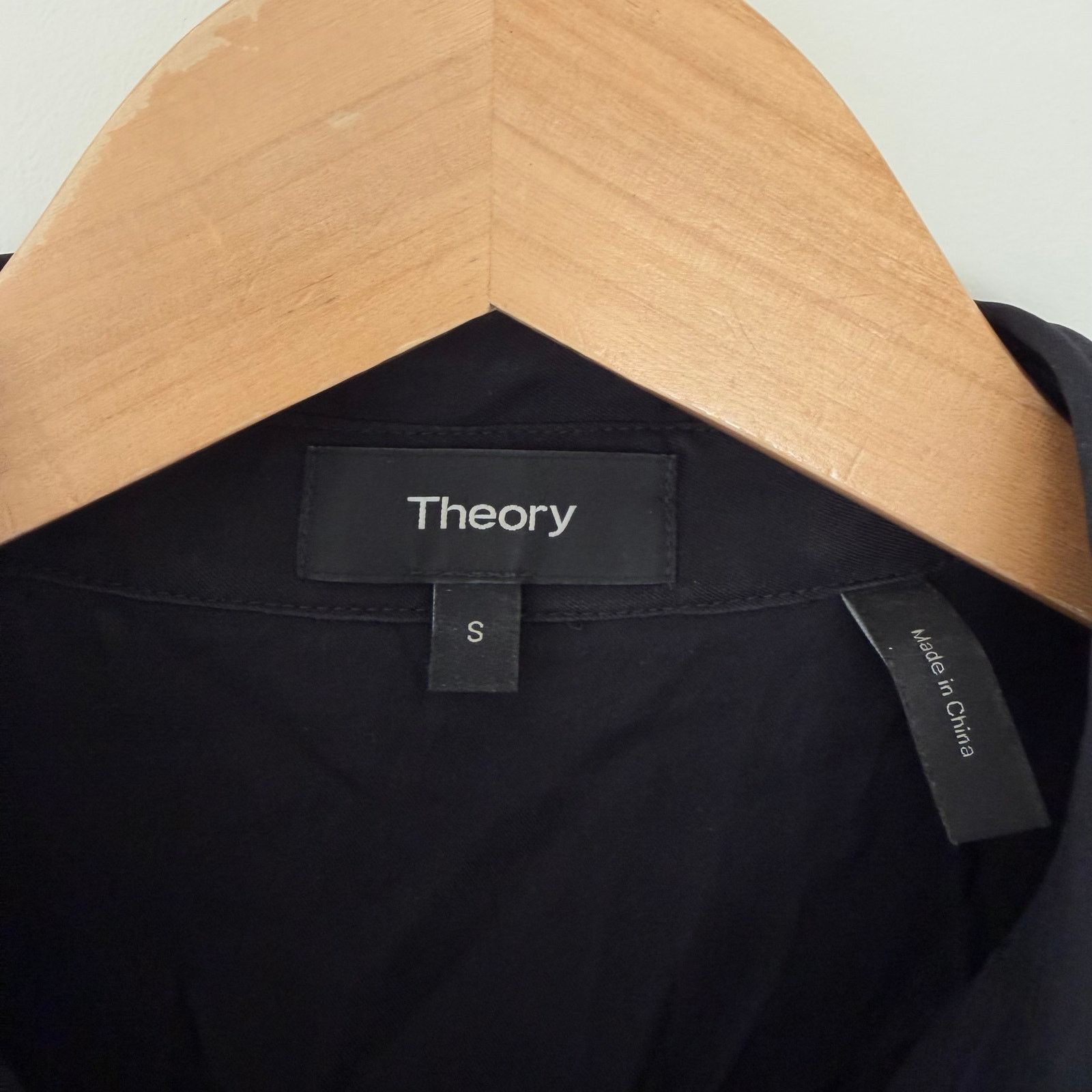 Theory Theory Black Rosita Core 100% Silk Button Down Blouse Sz S Size S / US 4 / IT 40 - 2 Thumbnail