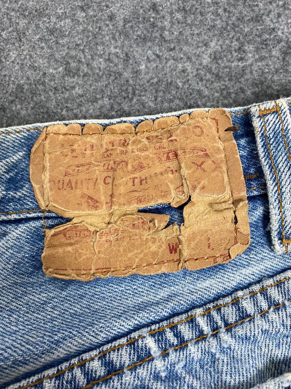 Levi's vintage 80s levis 501 distressed denim nice design Size US 34 / EU 50 - 5 Thumbnail