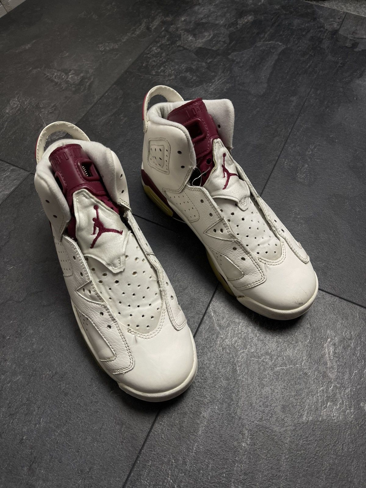 Jordan Brand × Streetwear × Vintage Vintage Nike Air Jordan 6 Retro Maroon Size US 5.5 / EU 38 - 4 Thumbnail