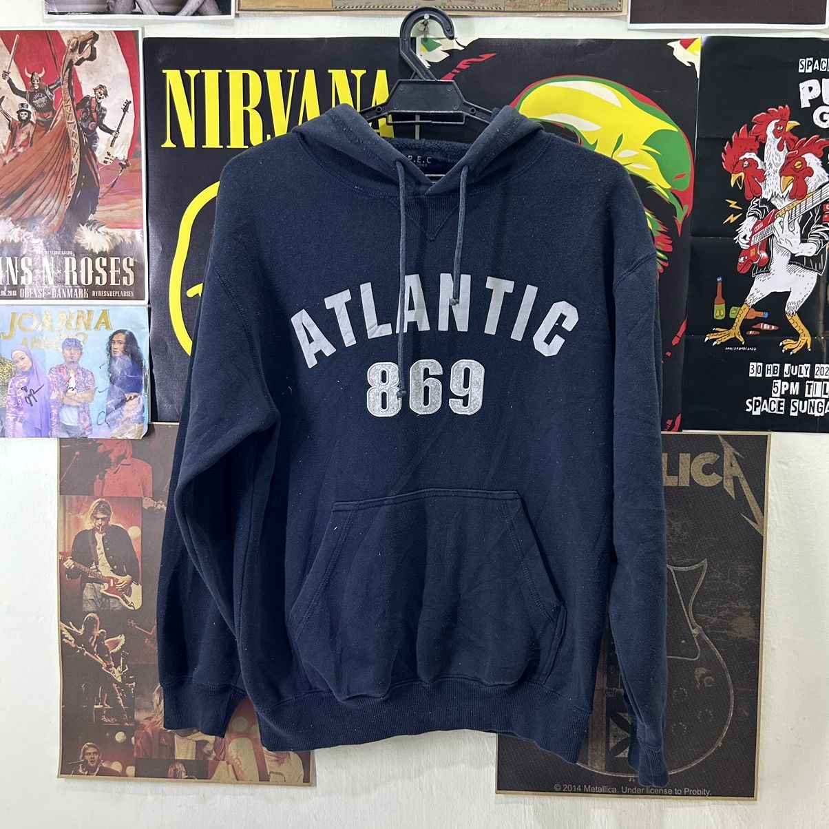 Vintage P.E.C Atlantic 869 Japanese Hodie