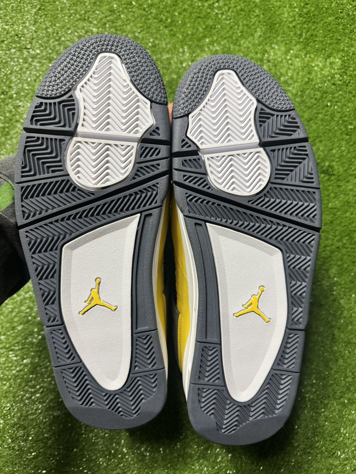 Jordan Brand Air Jordan 4 Retro Lightning Size US 11.5 / EU 44-45 - 6 Thumbnail