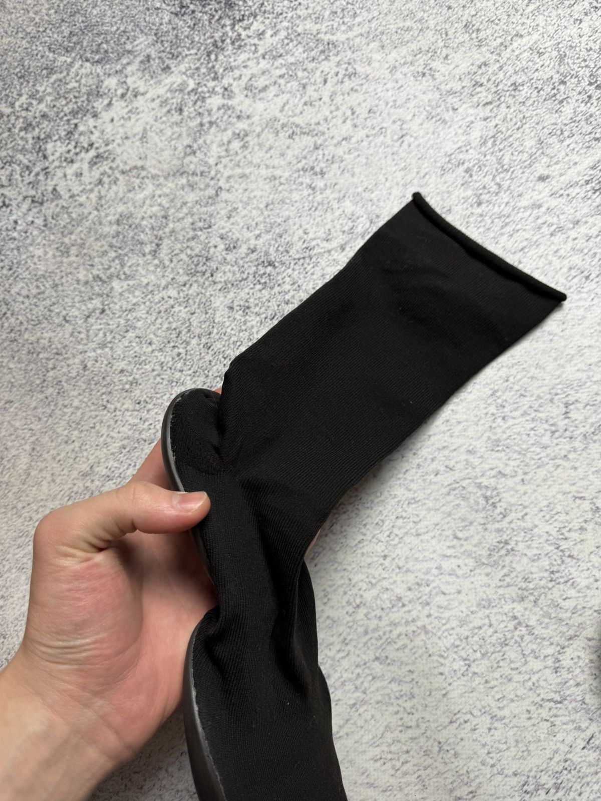 Kanye West Yeezy Pods Black Size 2 YZY Pod Size US 9.5 / EU 42-43 - 8 Thumbnail