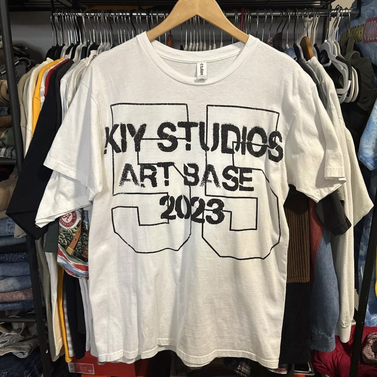 Designer By Kiy Kool Art Basel Miami 2023 STAFF Short Sleeve Shirt Size US M / EU 48-50 / 2 - 1 Thumbnail