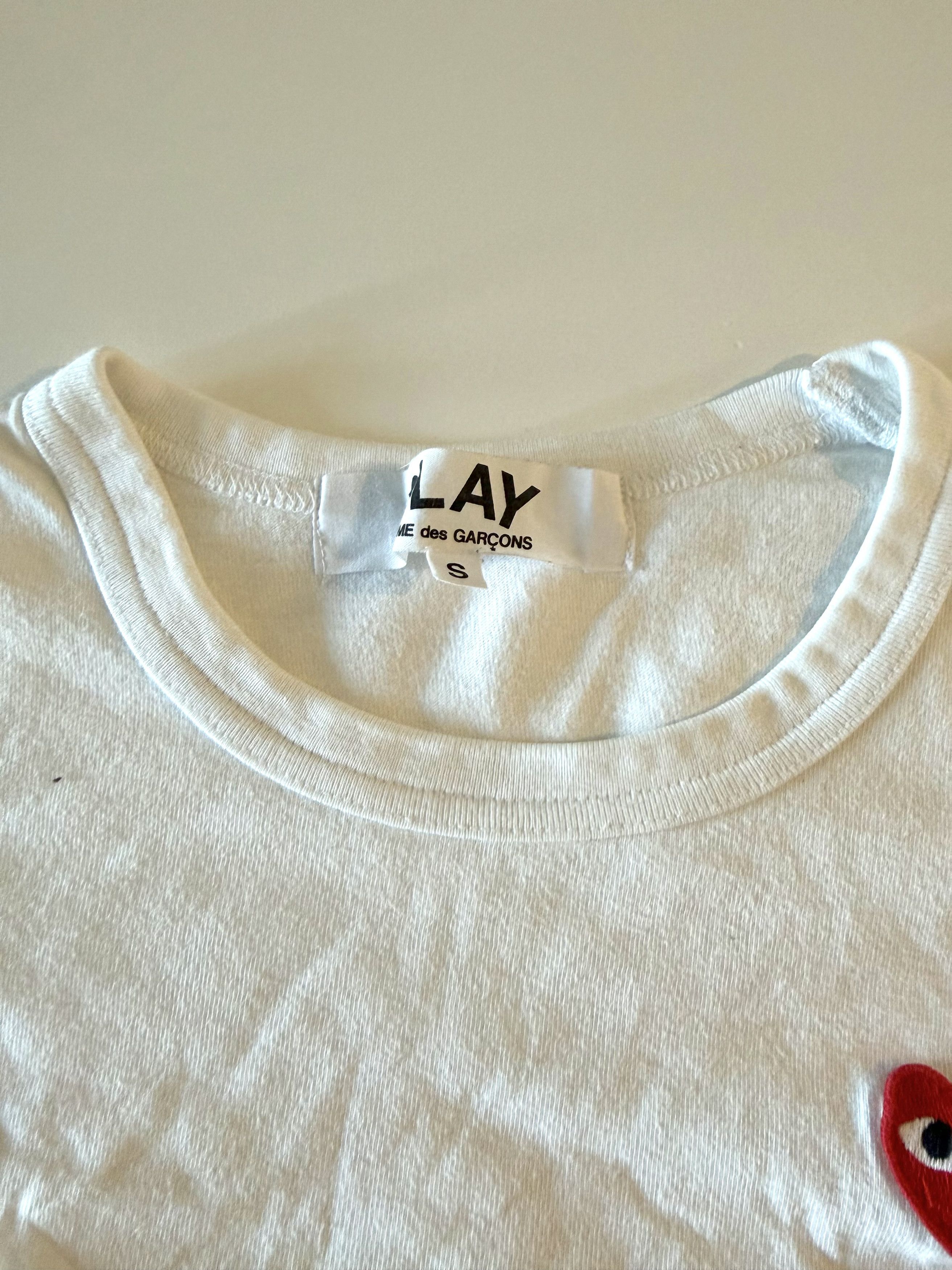 Comme des Garcons PLAY Comme Des Garson Play Tee White Small Size S / US 4 / IT 40 - 5 Thumbnail