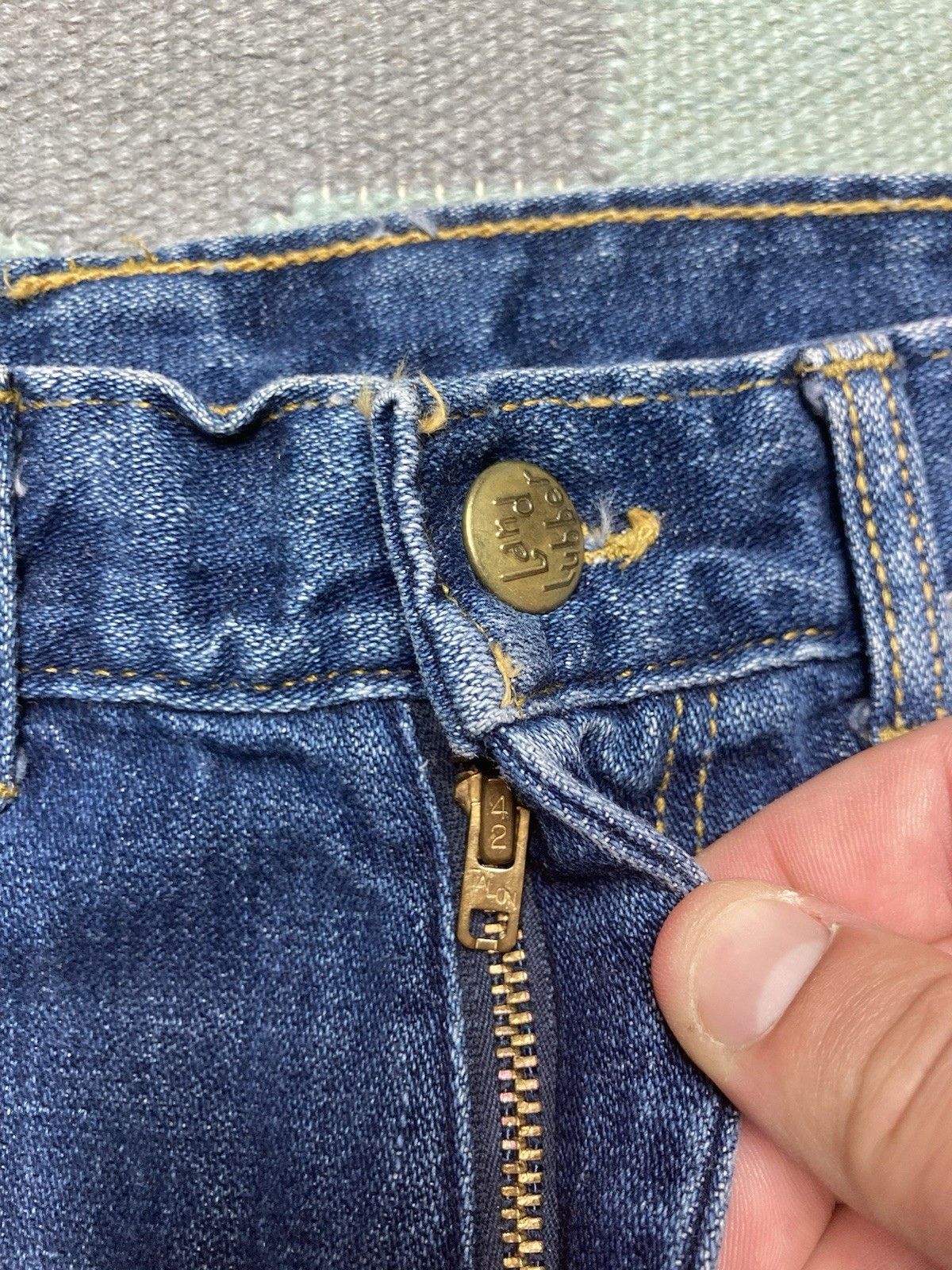 Vintage 70s denim jeans landlubber distressed hippie women’s 9 26x30 Size 26" / US 2 / IT 38 - 4 Thumbnail