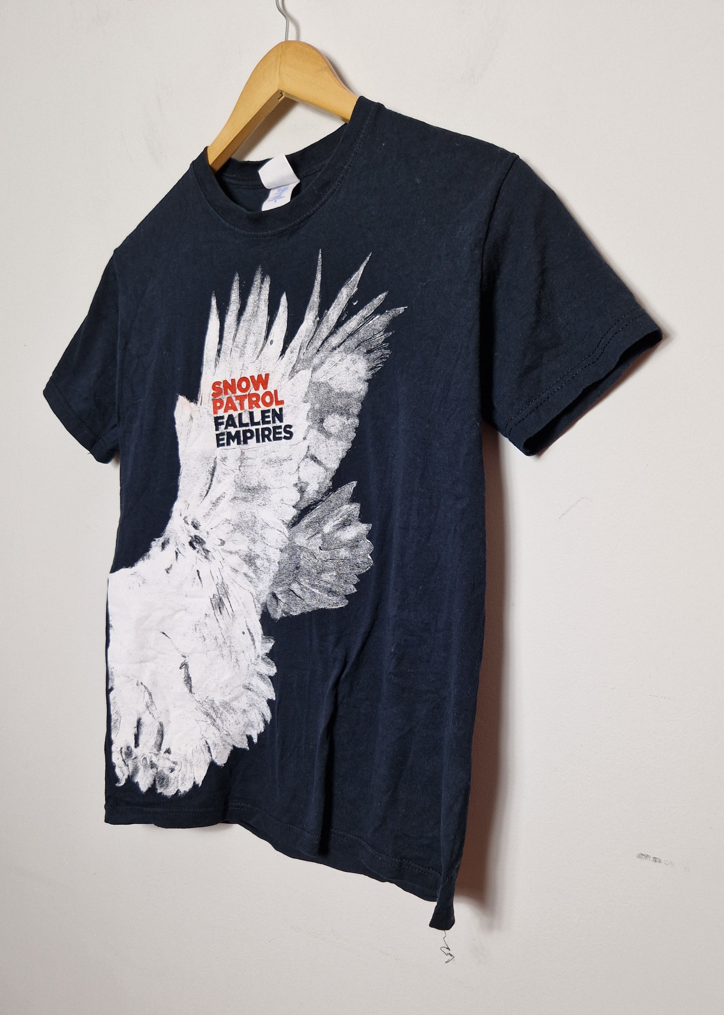 Band Tees × Vintage Snow Patrol 2009 Fallen Empires y2k vintage tee Size US S / EU 44-46 / 1 - 3 Thumbnail