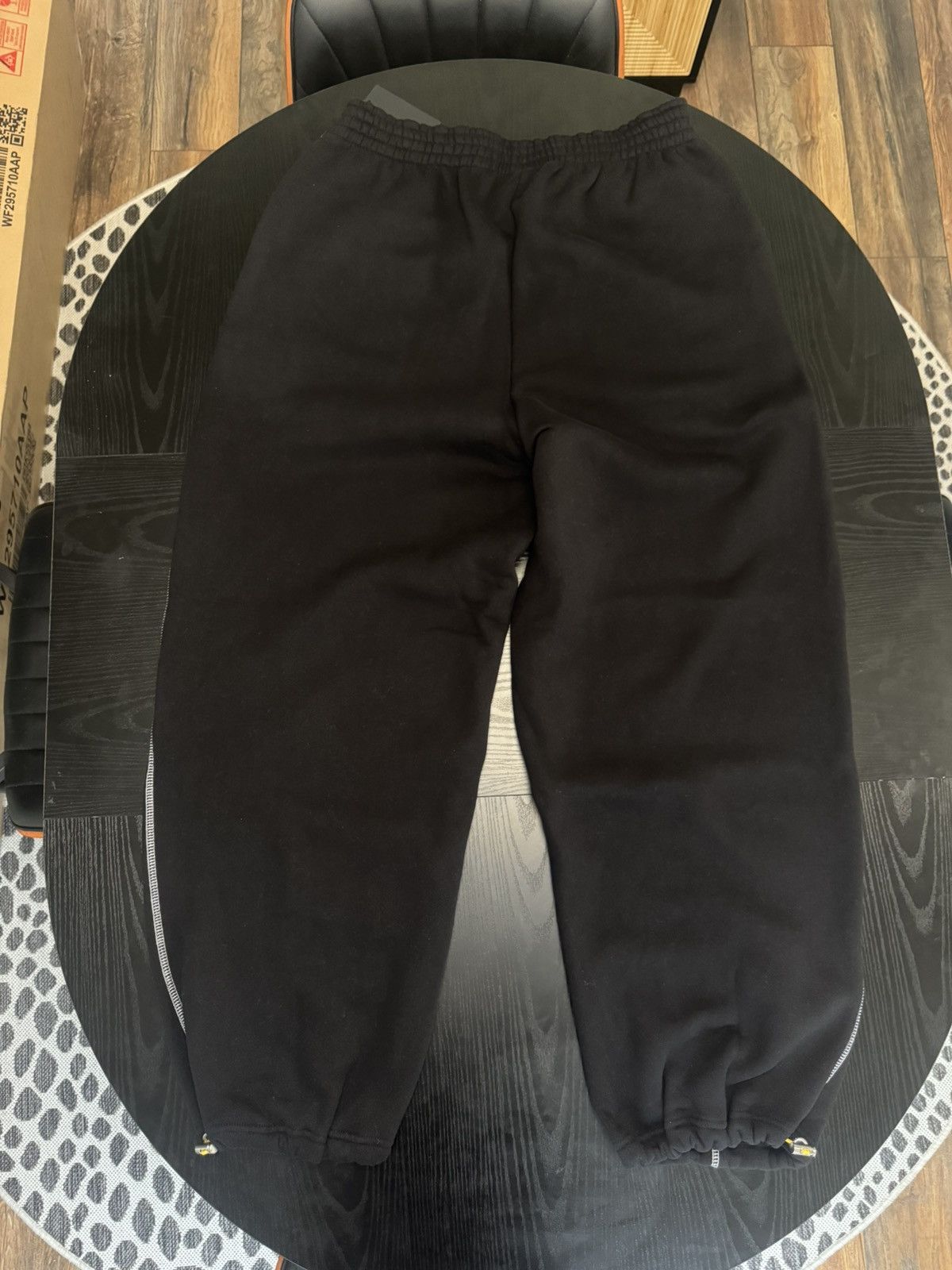 The GV Gallery The Gv Gallery Berry Med Sweats Size US 32 / EU 48 - 10 Thumbnail