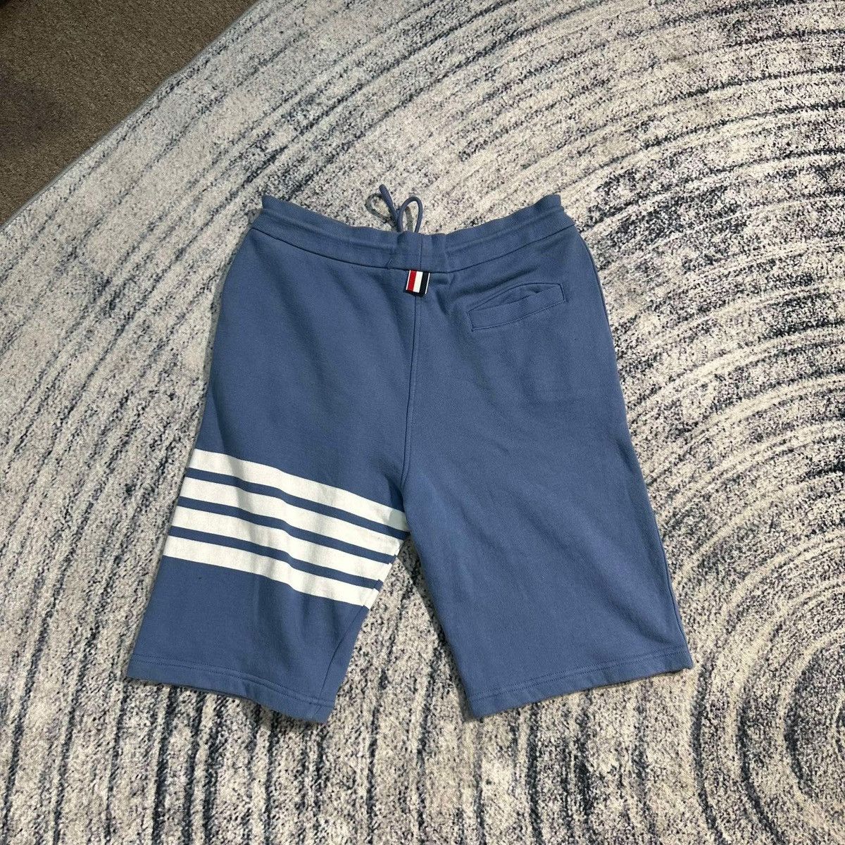 Thom Browne THOM BROWNE 4BAR SHORT PANTS Size US 37 - 2 Thumbnail