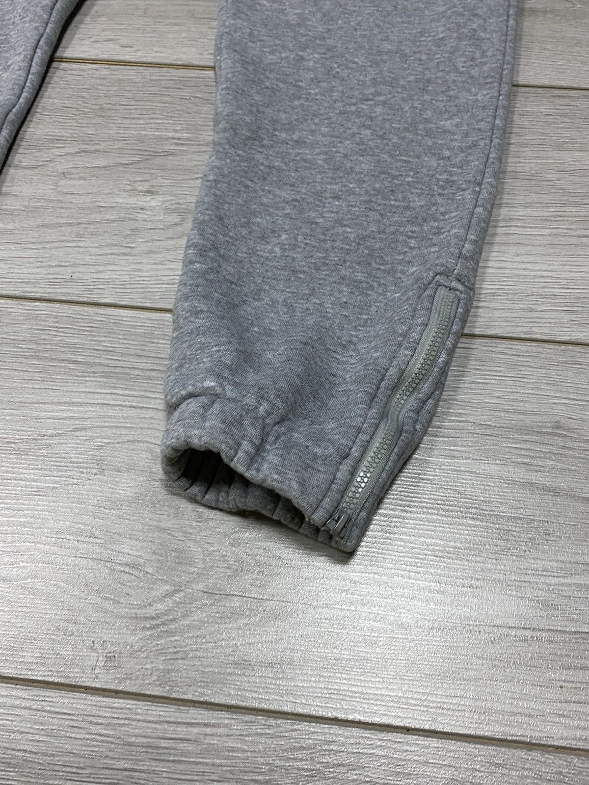 Trapstar London Trapstar London logo heather grey sweatpants with zippers Size US 33 - 4 Thumbnail