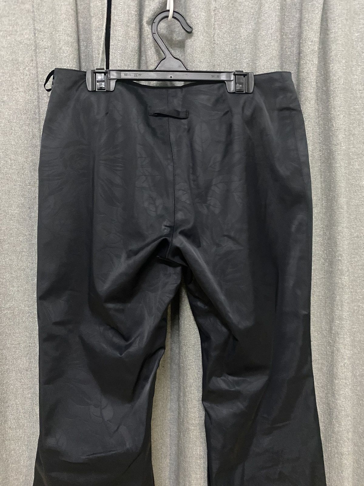 Jean Paul Gaultier Jean Paul Gaultier Femme Waxed Flare Black Flower Motive Size 28" / US 6 / IT 42 - 6 Thumbnail