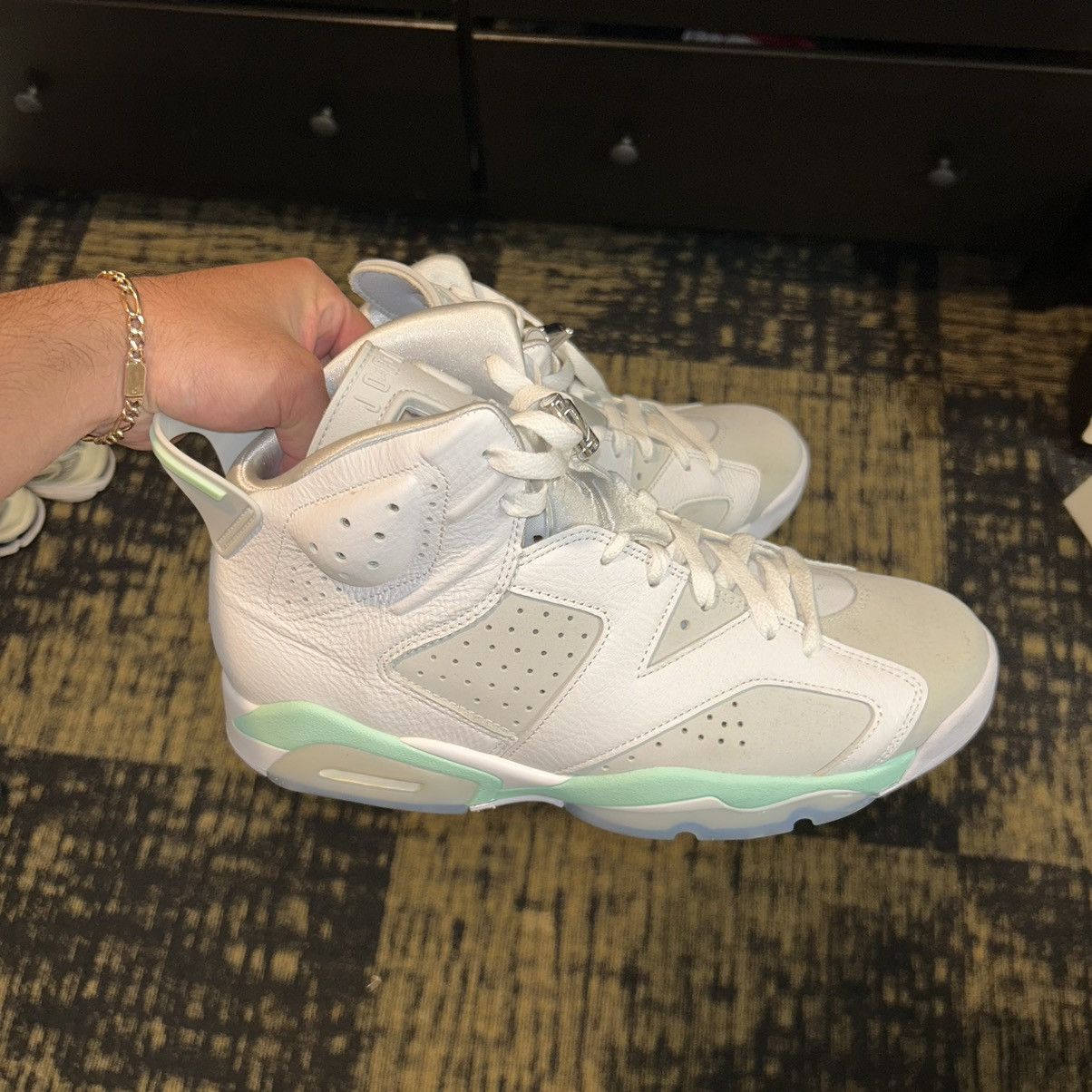 Jordan Brand × Nike WMNS AIR JORDAN 6 RETRO Size US 11 / IT 41 - 1 Thumbnail