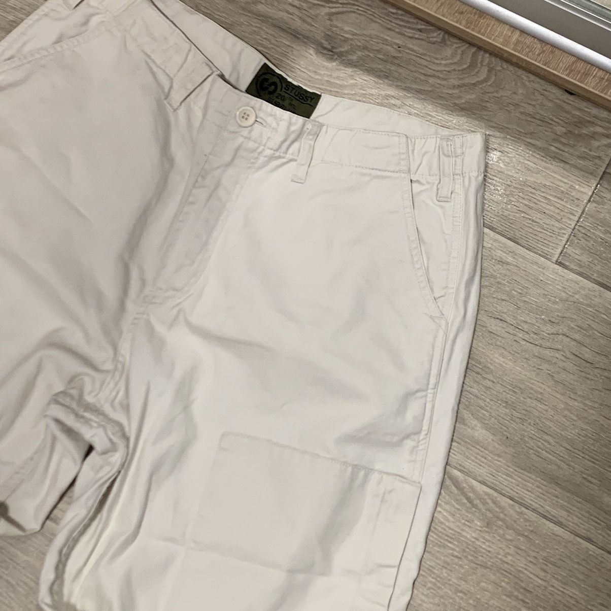 Japanese Brand × Stussy Vintage Archival Stussy Cargo Shorts Breeches Baggy white Size US 34 / EU 50 - 2 Thumbnail
