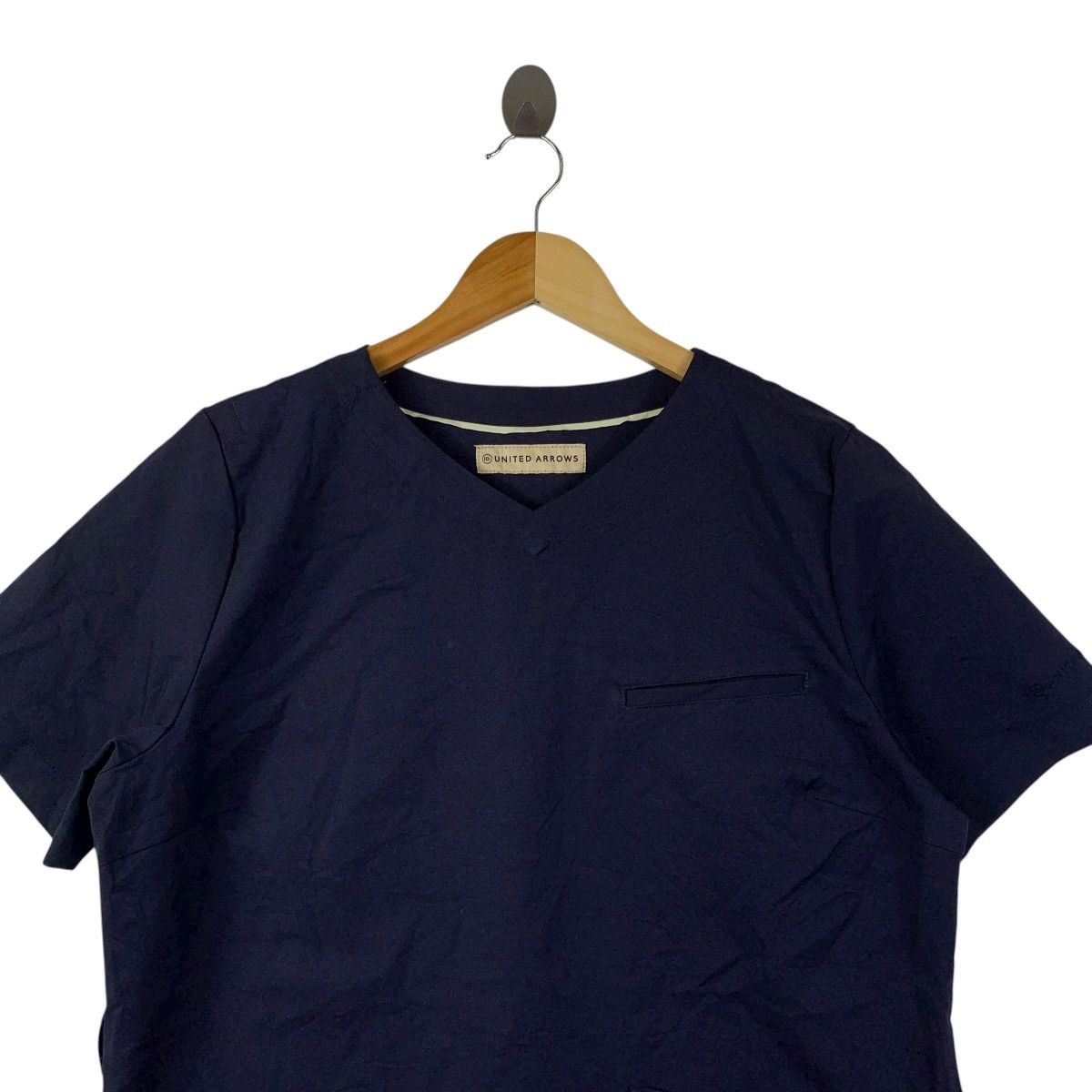 United Arrows United Arrows & Sons Navy V-Neck Utility Scrub Shirt Size US XL / EU 56 / 4 - 2 Thumbnail