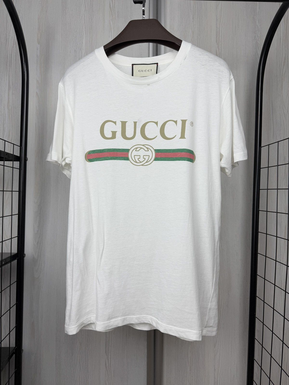 Gucci Gucci White Logo Flower Embroidered Distressed Oversized Tee Size XS / US 0-2 / IT 36-38 - 3 Thumbnail