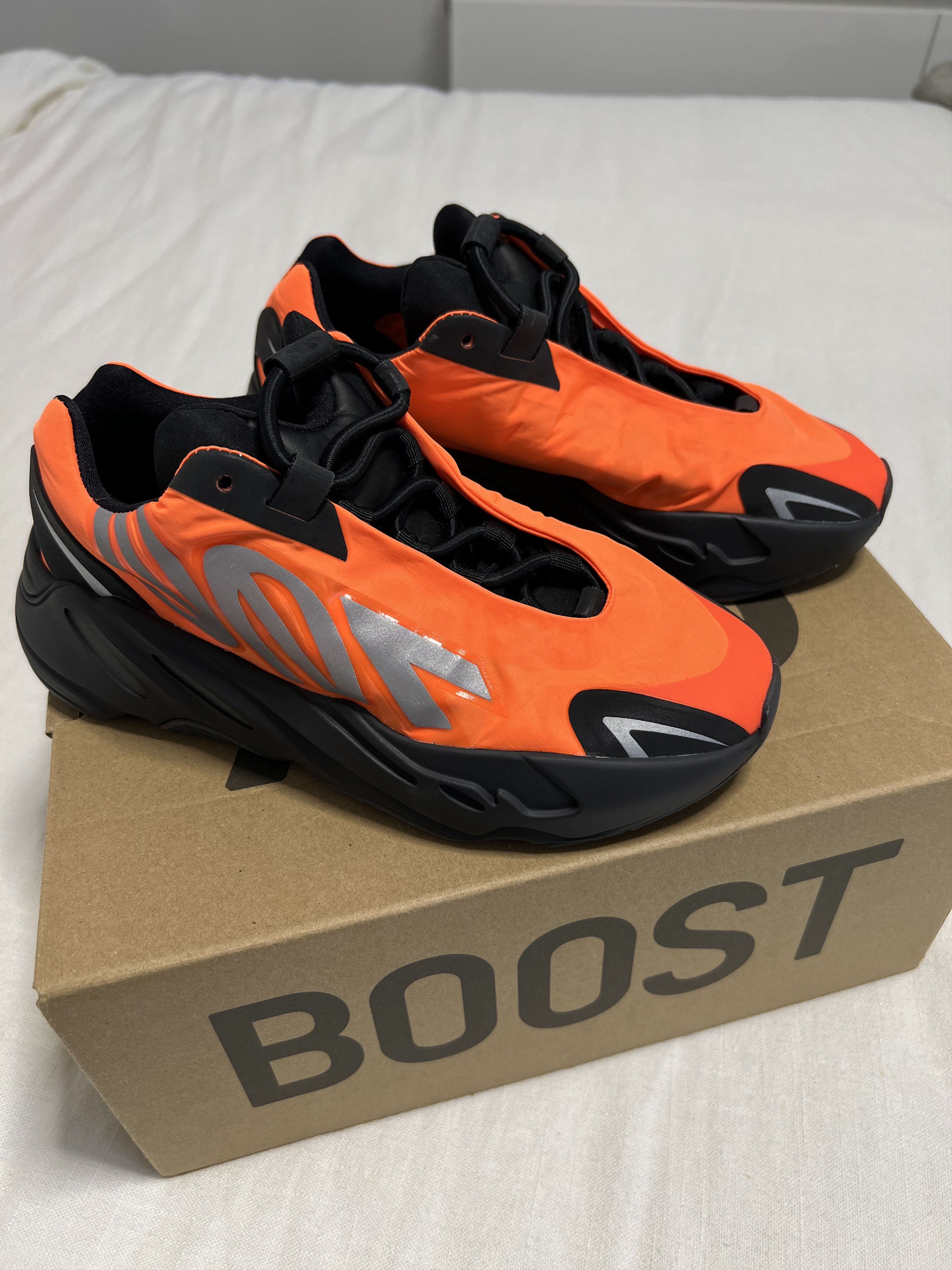 700 Wave Runner Orange Yeezy Boost 700 HOT Buy Adidas Yeezy Boost