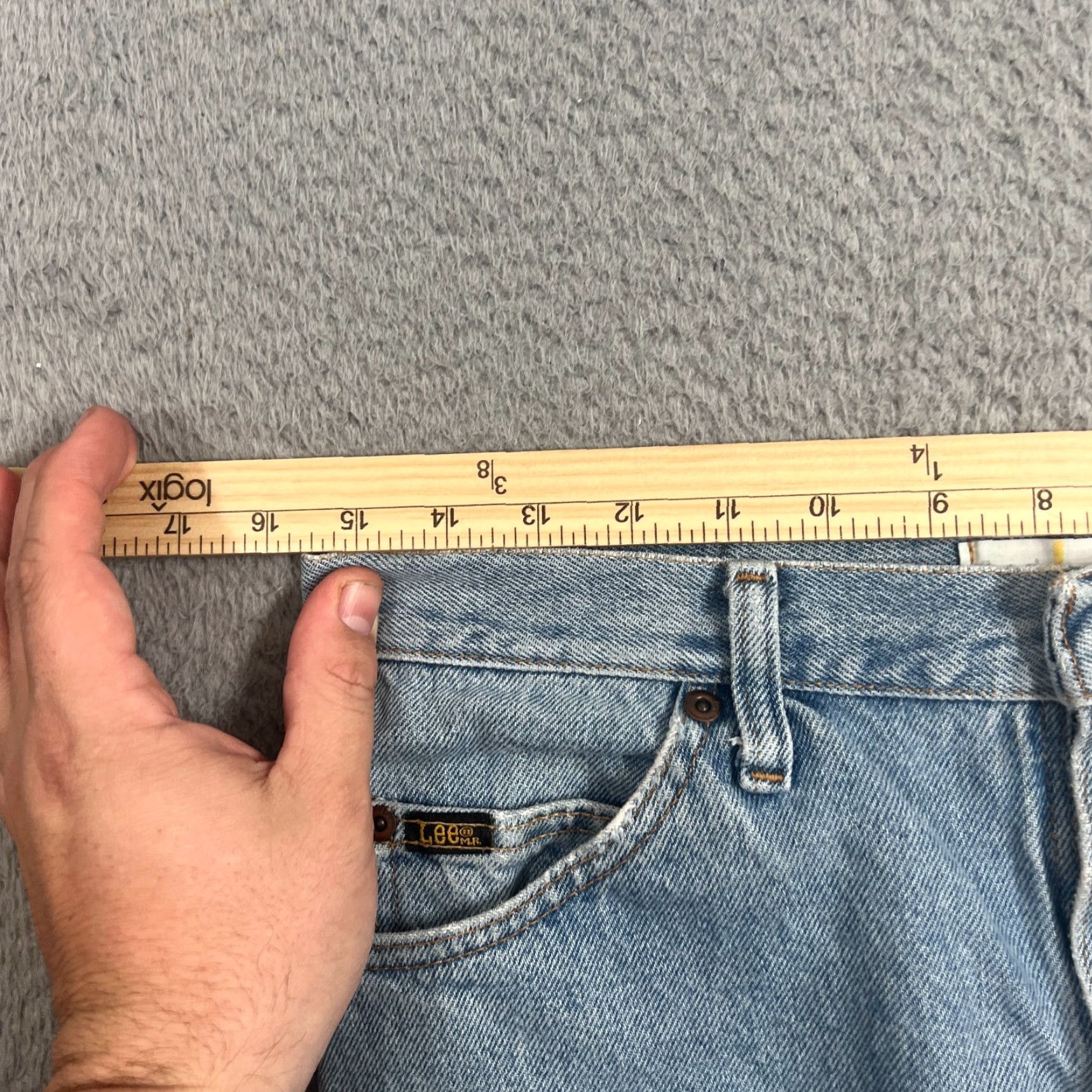 Lee LEE Bermuda Shorts Denim 31 Blue Light Wash Regular Fit 5-Pocket Men Size 31 Beach Summer USA Vintage? (Note: Vintage flag omitted if not vintage) Size US 31 - 4 Thumbnail