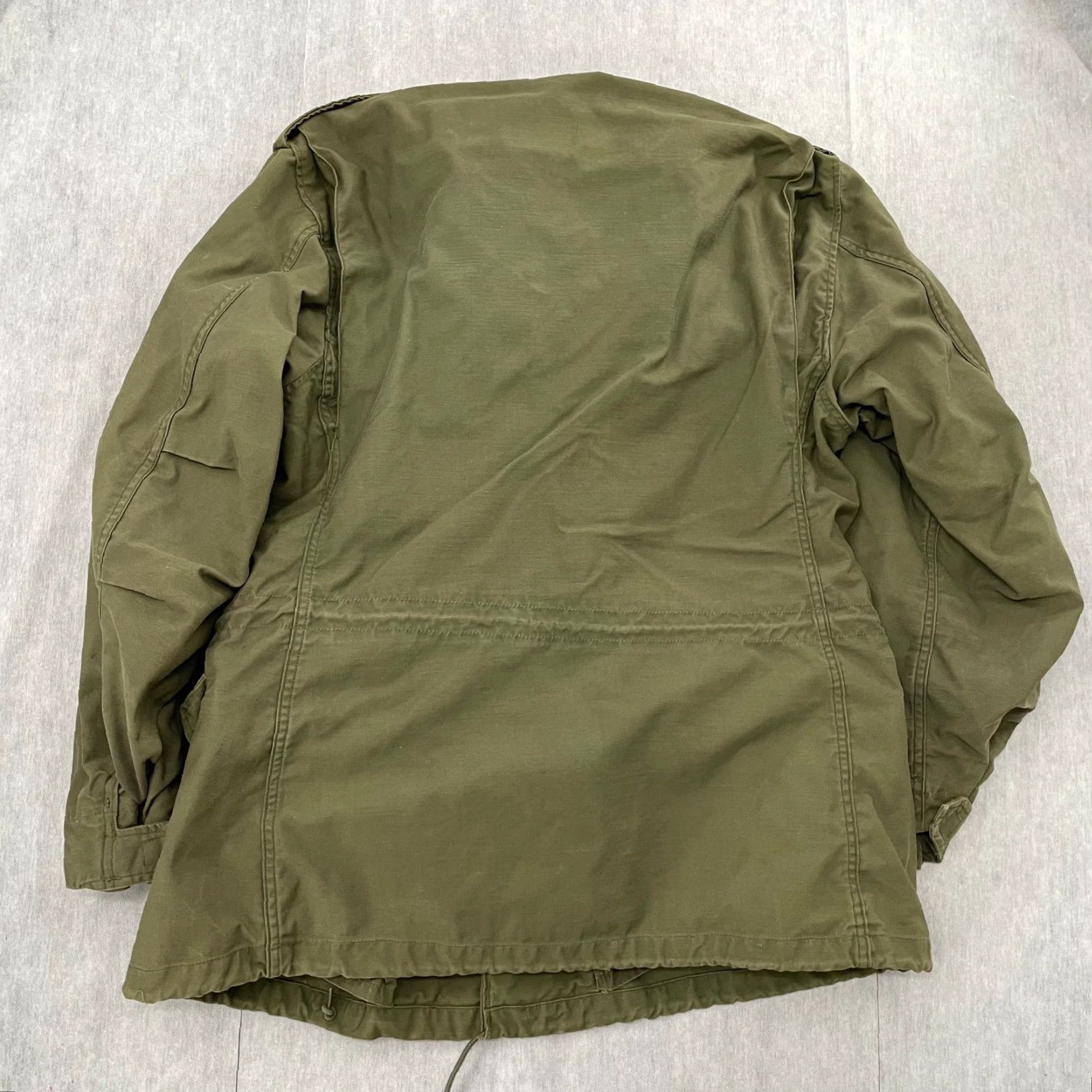 Alpha Industries VINTAGE Alpha Industries US Army Jacket Coat Military 80s 90s Green M Mens Regular Cotton Blend Full Zip Hooded Lined Pockets Stand-Up Collar Size US M / EU 48-50 / 2 - 3 Thumbnail
