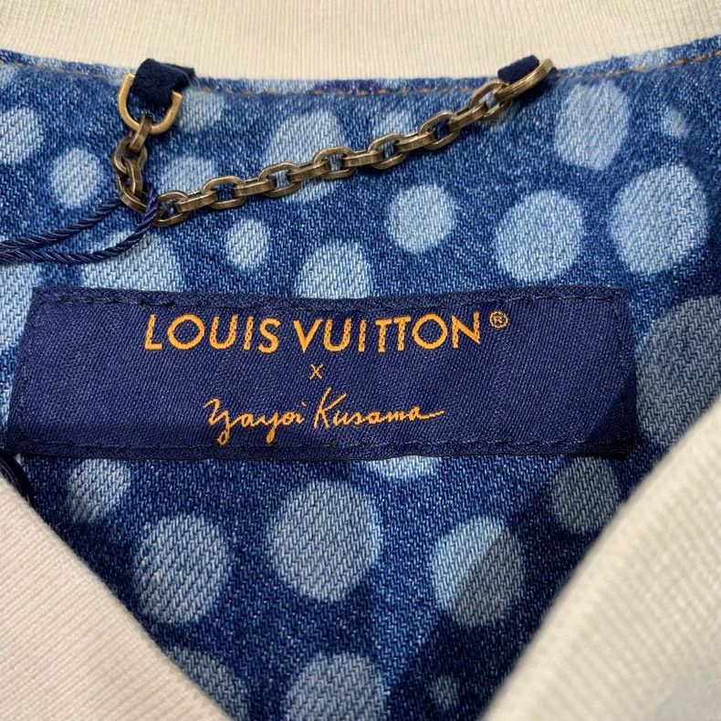 Louis Vuitton LOUIS VUITTON Blue polka-dot shirt with short sleeves Size US XL / EU 56 / 4 - 4 Thumbnail