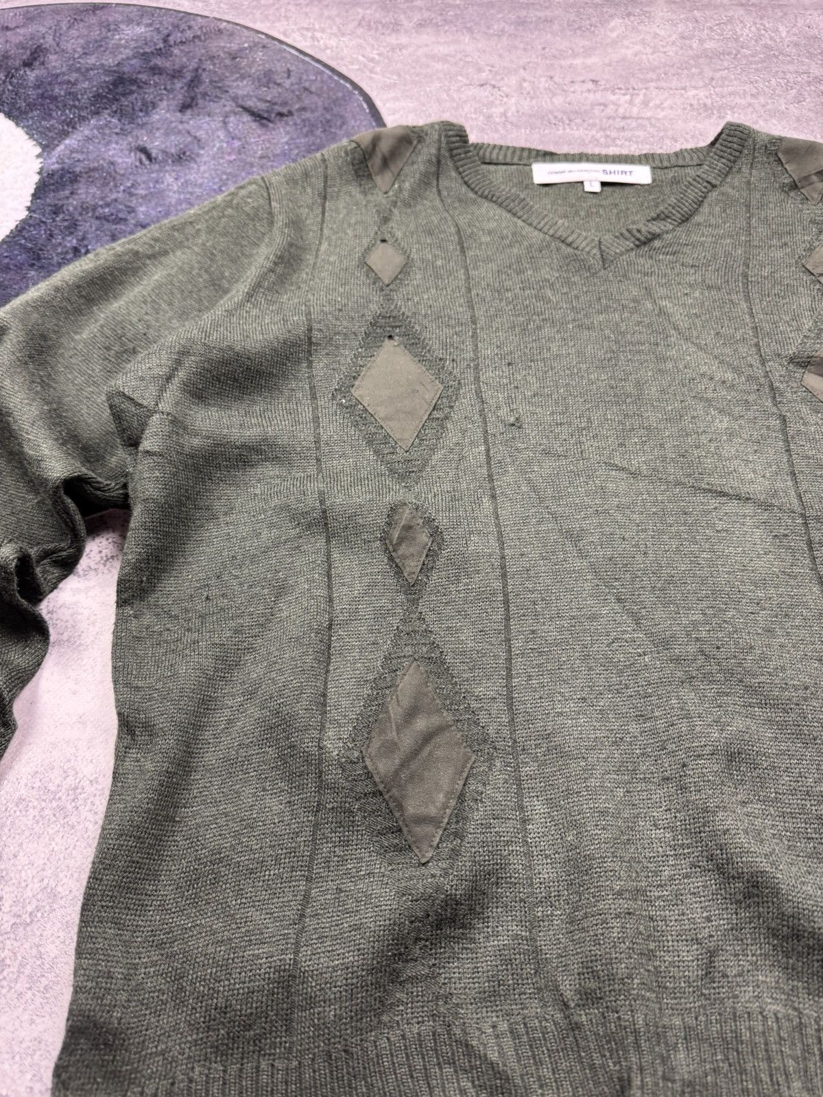 Comme des Garcons SHIRT Comme des Garcons SHIRT Green V-Neck Patchwork Details Size US L / EU 52-54 / 3 - 6 Thumbnail