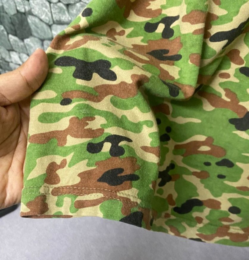 Vintage Vintage Millitary Army Cammo Tshirt Size US M / EU 48-50 / 2 - 5 Thumbnail