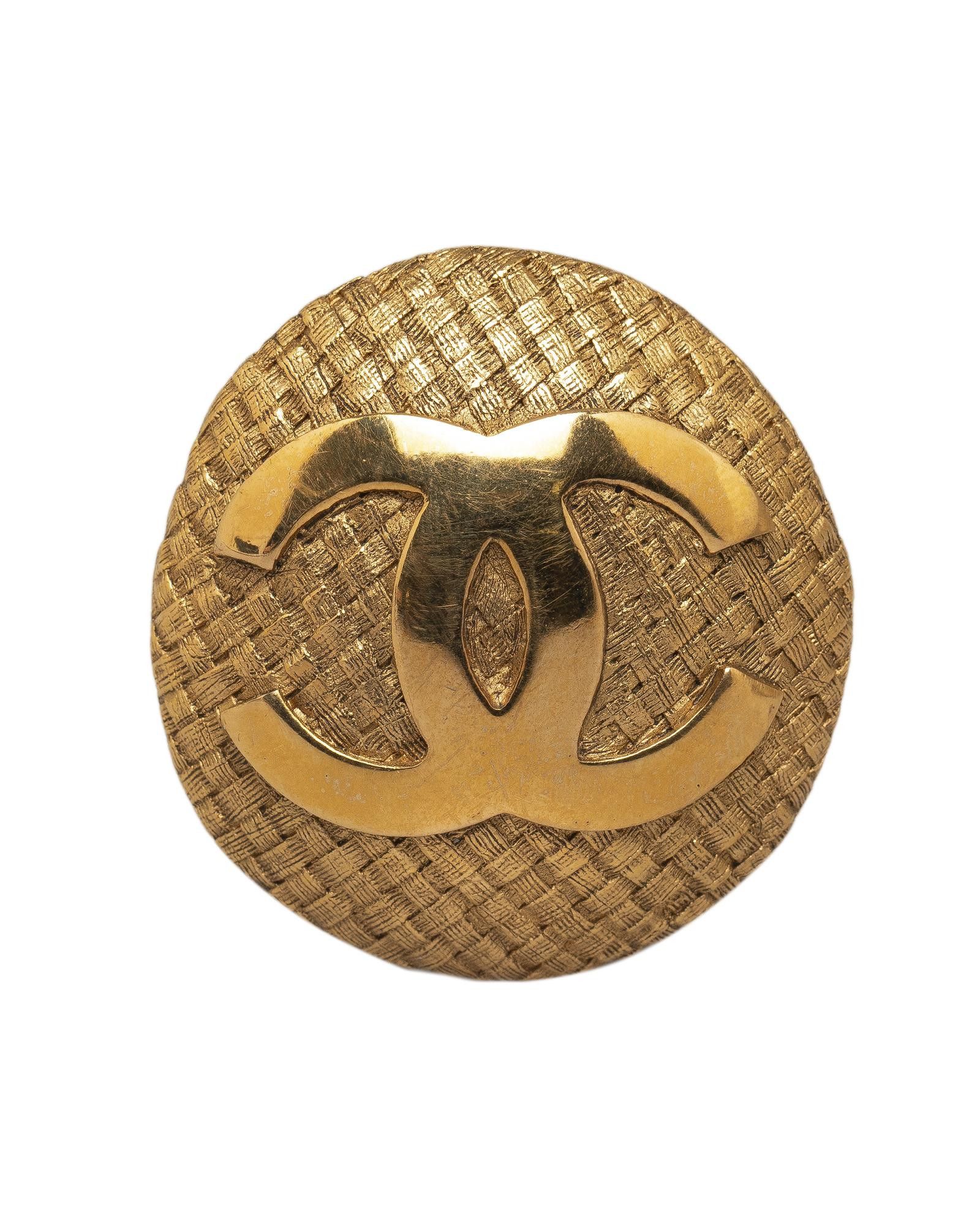 image of Chanel Metal Pin Brooch in Gold, Women's